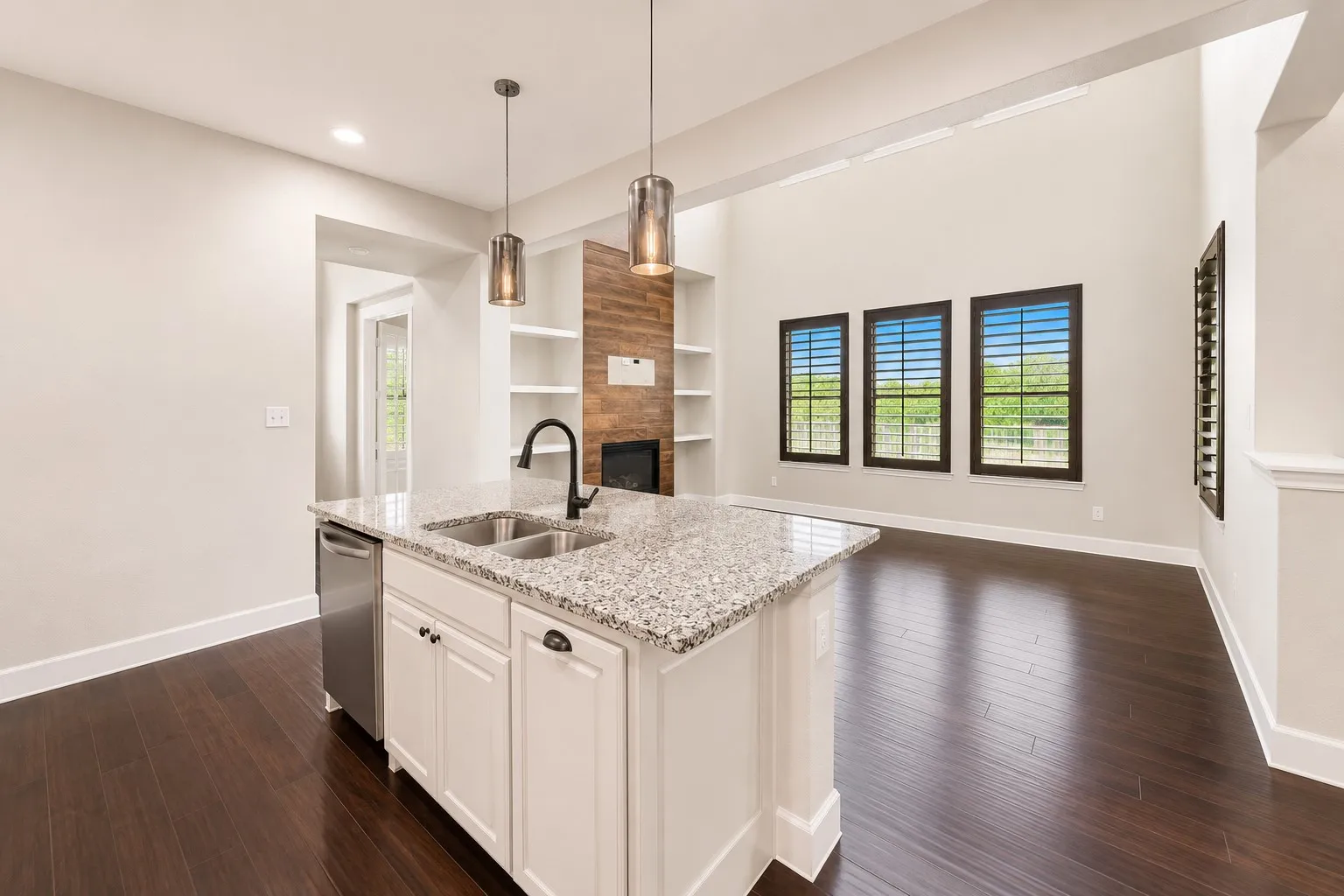 Single Family Residence For Rent in Collin County , 1053 Emil Place, Allen, Texas 75013, 3 Bedroom, 3 Bathroom, 2 Garage spaces, 2,203 Sqft, built in 2016, mls#21351920, Real Estate Agent in Allen, Homes For Rent in Collin county, Homes For Rent in Allen, Realtor in Allen Texas, Real Estate Brokerage Independent Realty Texas, Luminita Cordes Realtor