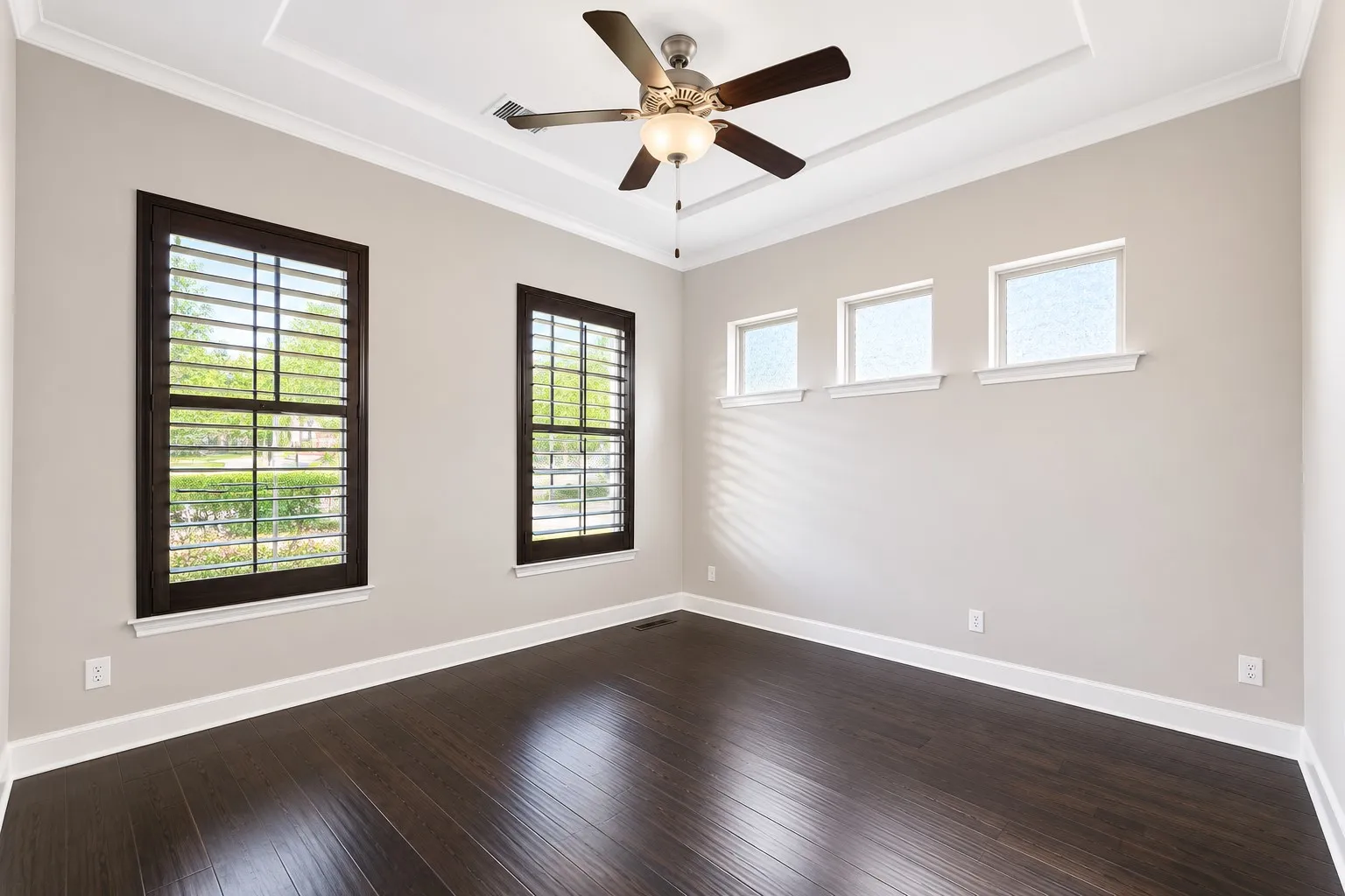Single Family Residence For Rent in Collin County , 1053 Emil Place, Allen, Texas 75013, 3 Bedroom, 3 Bathroom, 2 Garage spaces, 2,203 Sqft, built in 2016, mls#21351920, Real Estate Agent in Allen, Homes For Rent in Collin county, Homes For Rent in Allen, Realtor in Allen Texas, Real Estate Brokerage Independent Realty Texas, Luminita Cordes Realtor