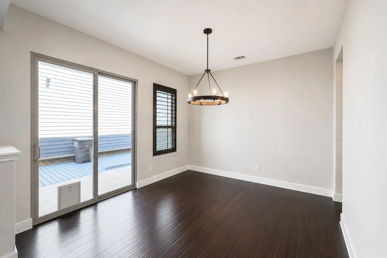 Single Family Residence For Rent in Collin County , 1053 Emil Place, Allen, Texas 75013, 3 Bedroom, 3 Bathroom, 2 Garage spaces, 2,203 Sqft, built in 2016, mls#21351920, Real Estate Agent in Allen, Homes For Rent in Collin county, Homes For Rent in Allen, Realtor in Allen Texas, Real Estate Brokerage Independent Realty Texas, Luminita Cordes Realtor