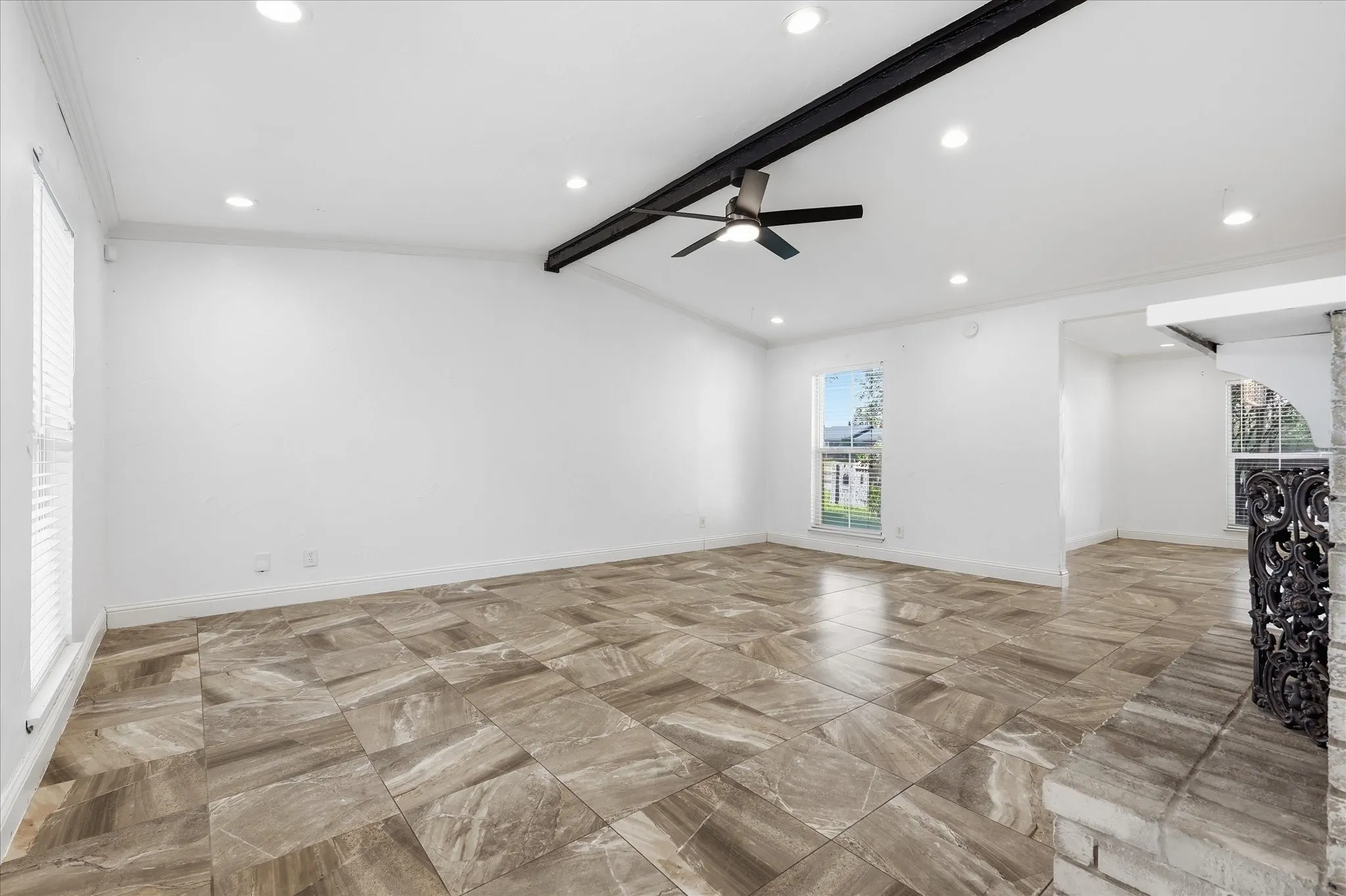 Single Family Residence For Sale in Denton County , 5552 N Colony Boulevard, The Colony, Texas 75056, 3 Bedroom, 2 Bathroom, 2 Garage spaces, 1,727 Sqft, built in 1979, mls#21348886, Real Estate Agent in The Colony, Homes For Sale in Denton county, Homes For Sale in The Colony, Realtor in The Colony Texas, Real Estate Brokerage Independent Realty Texas, Luminita Cordes Realtor