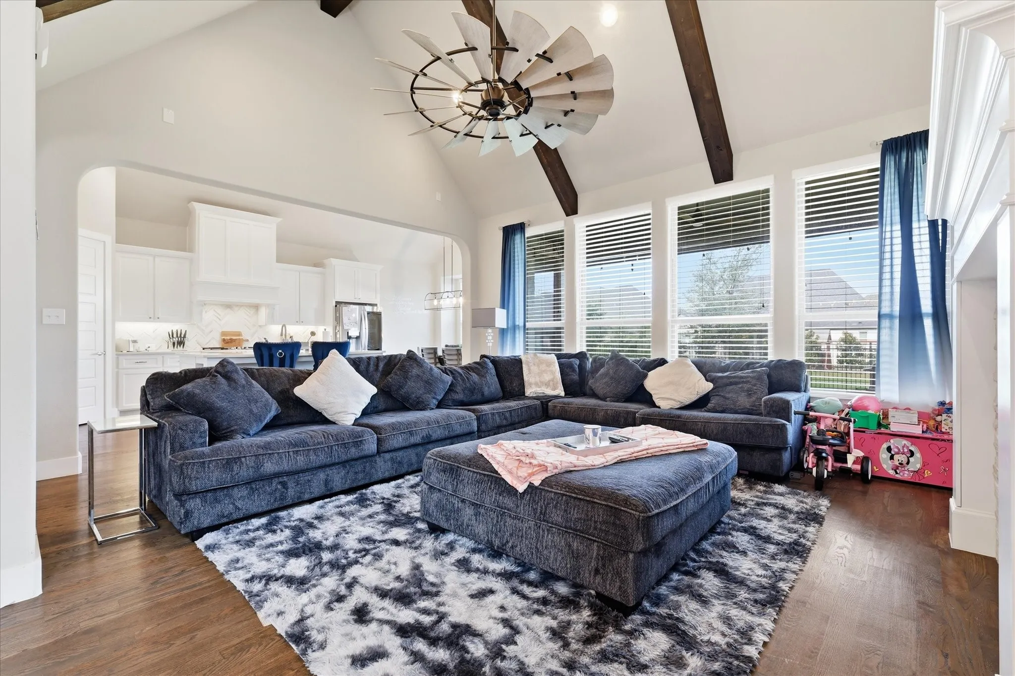 Single Family Residence For Sale in Collin County , 3383 Waverly Drive, Celina, Texas 75009, 5 Bedroom, 6 Bathroom, 3 Garage spaces, 3,932 Sqft, built in 2018, mls#21346178, Real Estate Agent in Celina, Homes For Sale in Collin county, Homes For Sale in Celina, Realtor in Celina Texas, Real Estate Brokerage Independent Realty Texas, Luminita Cordes Realtor