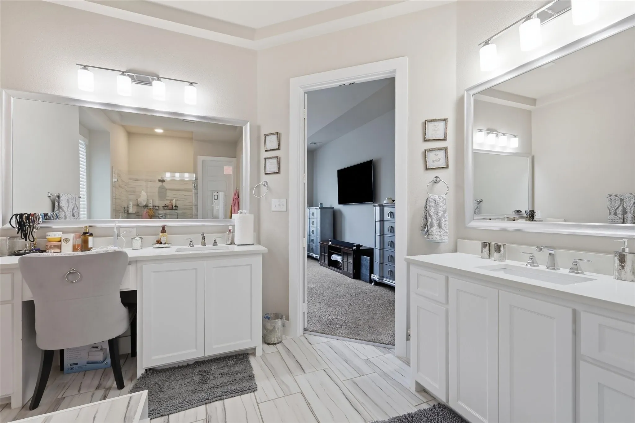 Single Family Residence For Sale in Collin County , 3383 Waverly Drive, Celina, Texas 75009, 5 Bedroom, 6 Bathroom, 3 Garage spaces, 3,932 Sqft, built in 2018, mls#21346178, Real Estate Agent in Celina, Homes For Sale in Collin county, Homes For Sale in Celina, Realtor in Celina Texas, Real Estate Brokerage Independent Realty Texas, Luminita Cordes Realtor
