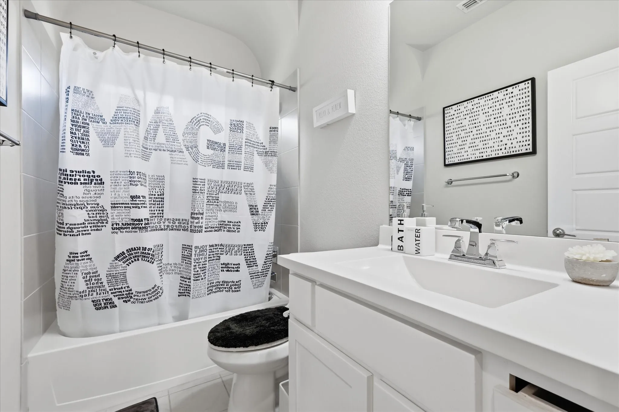 Single Family Residence For Sale in Collin County , 3383 Waverly Drive, Celina, Texas 75009, 5 Bedroom, 6 Bathroom, 3 Garage spaces, 3,932 Sqft, built in 2018, mls#21346178, Real Estate Agent in Celina, Homes For Sale in Collin county, Homes For Sale in Celina, Realtor in Celina Texas, Real Estate Brokerage Independent Realty Texas, Luminita Cordes Realtor