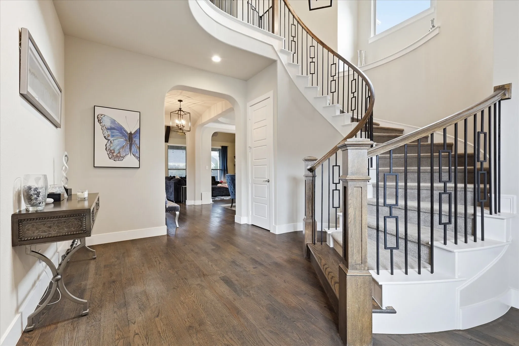 Single Family Residence For Sale in Collin County , 3383 Waverly Drive, Celina, Texas 75009, 5 Bedroom, 6 Bathroom, 3 Garage spaces, 3,932 Sqft, built in 2018, mls#21346178, Real Estate Agent in Celina, Homes For Sale in Collin county, Homes For Sale in Celina, Realtor in Celina Texas, Real Estate Brokerage Independent Realty Texas, Luminita Cordes Realtor