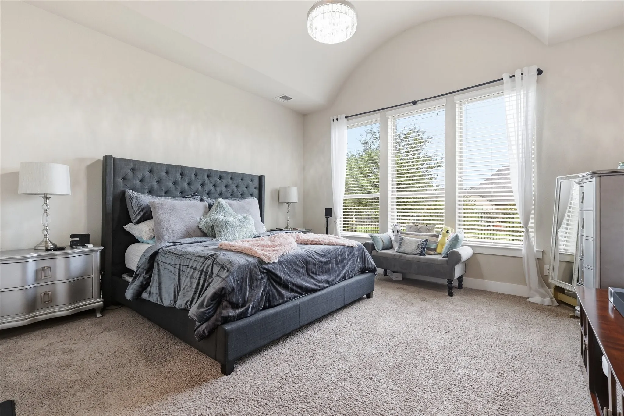 Single Family Residence For Sale in Collin County , 3383 Waverly Drive, Celina, Texas 75009, 5 Bedroom, 6 Bathroom, 3 Garage spaces, 3,932 Sqft, built in 2018, mls#21346178, Real Estate Agent in Celina, Homes For Sale in Collin county, Homes For Sale in Celina, Realtor in Celina Texas, Real Estate Brokerage Independent Realty Texas, Luminita Cordes Realtor