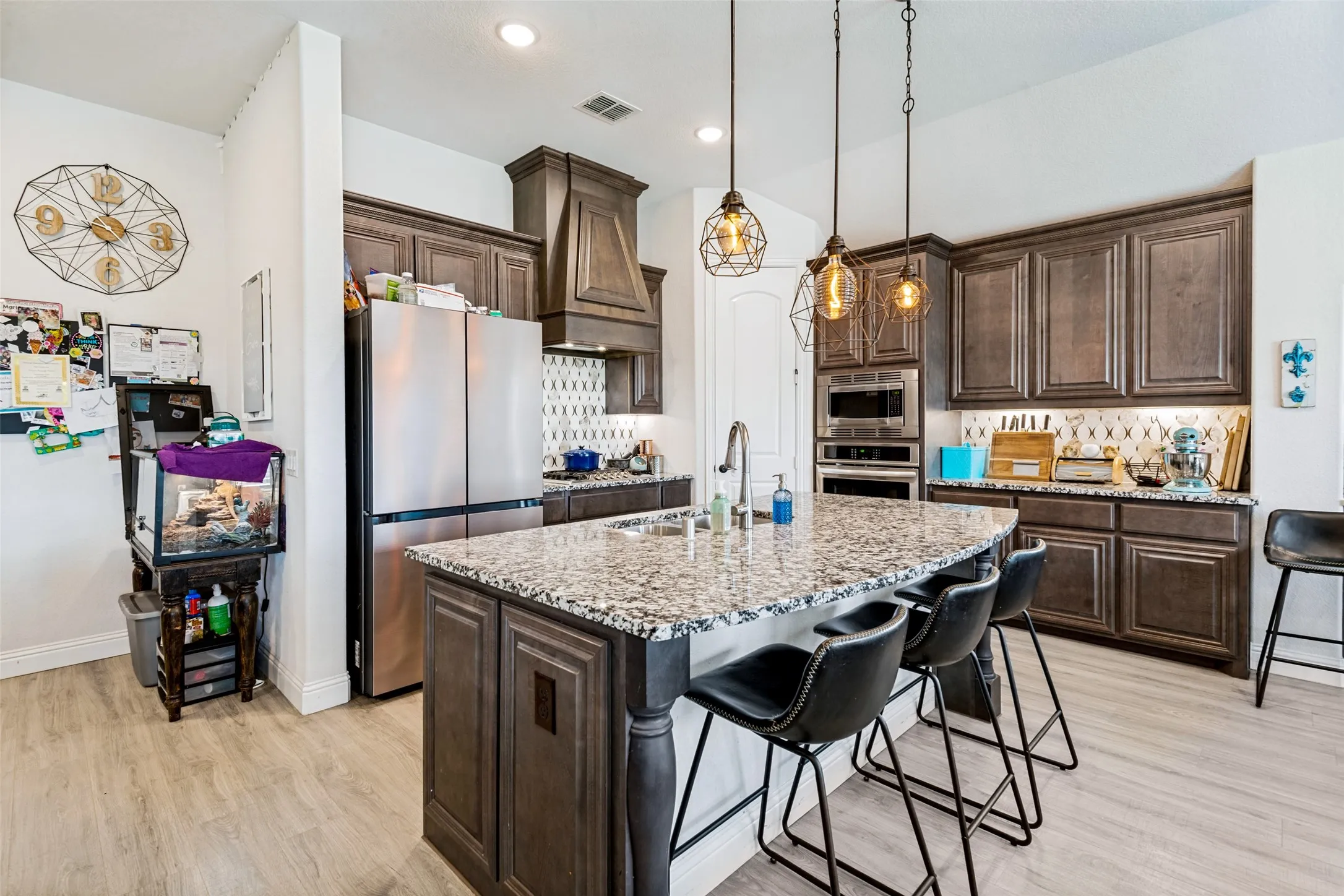 Single Family Residence For Sale in Dallas County , 3204 Park Ridge Drive, Mesquite, Texas 75181, 5 Bedrooms, 3 Bathrooms, 3 Garage spaces, 3,274 Sqft, built in 2021, Price $505,000, mls#21351989, Real Estate Agent in Mesquite, Homes For Sale in Dallas county, Homes For Sale in Mesquite, Realtor in Mesquite Texas, Real Estate Brokerage Independent Realty Texas, Luminita Cordes Realtor