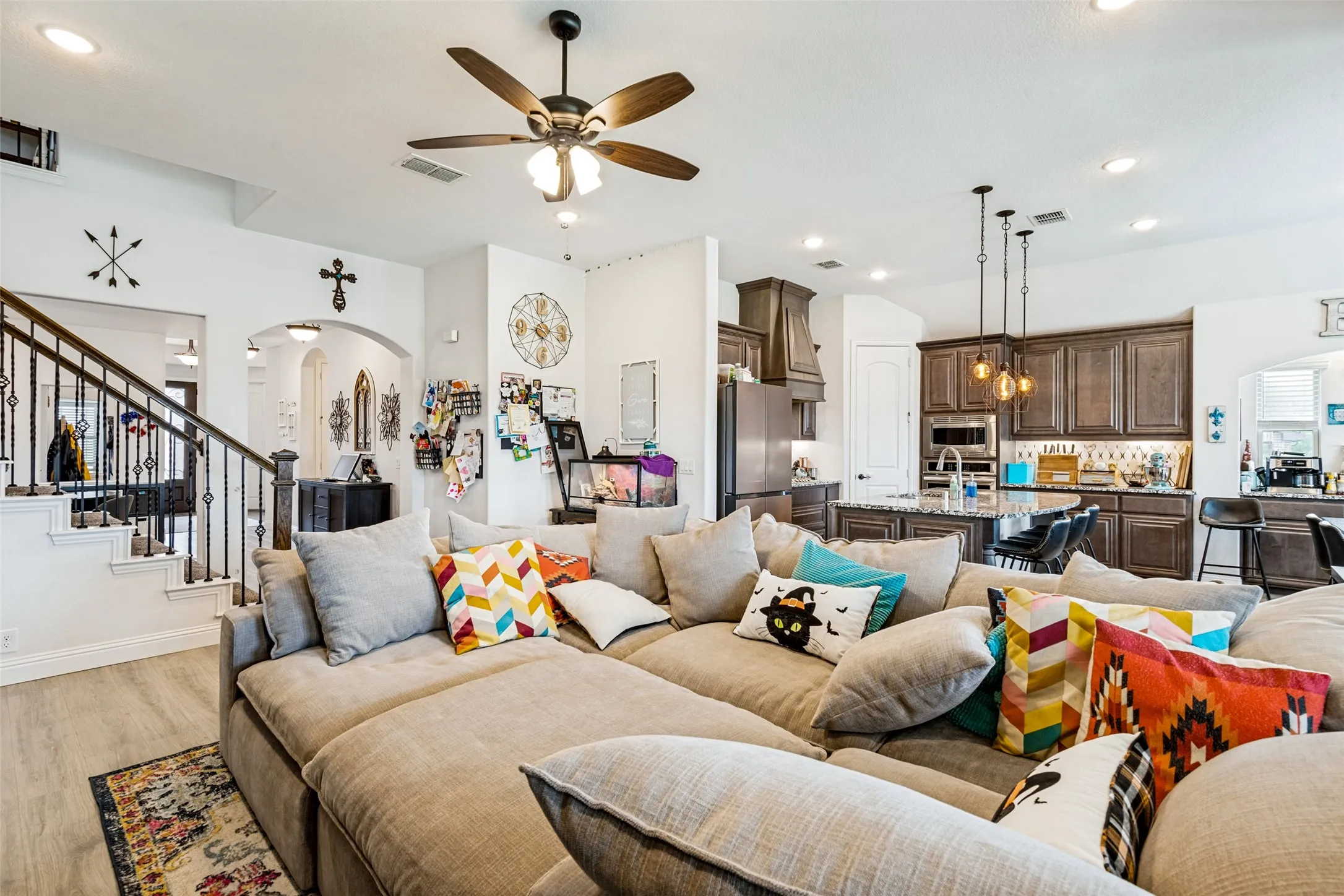 Single Family Residence For Sale in Dallas County , 3204 Park Ridge Drive, Mesquite, Texas 75181, 5 Bedrooms, 3 Bathrooms, 3 Garage spaces, 3,274 Sqft, built in 2021, Price $505,000, mls#21351989, Real Estate Agent in Mesquite, Homes For Sale in Dallas county, Homes For Sale in Mesquite, Realtor in Mesquite Texas, Real Estate Brokerage Independent Realty Texas, Luminita Cordes Realtor
