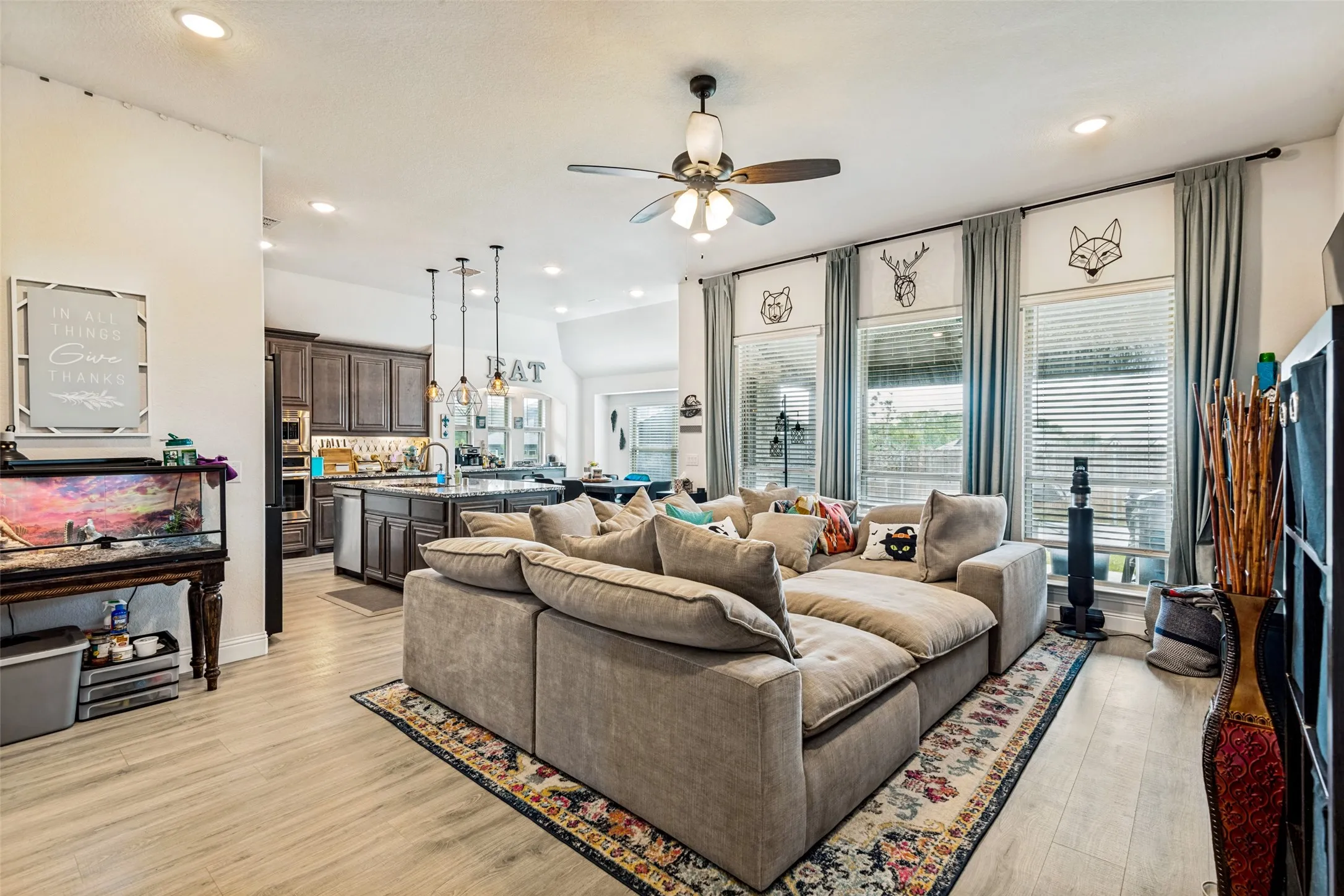 Single Family Residence For Sale in Dallas County , 3204 Park Ridge Drive, Mesquite, Texas 75181, 5 Bedrooms, 3 Bathrooms, 3 Garage spaces, 3,274 Sqft, built in 2021, Price $505,000, mls#21351989, Real Estate Agent in Mesquite, Homes For Sale in Dallas county, Homes For Sale in Mesquite, Realtor in Mesquite Texas, Real Estate Brokerage Independent Realty Texas, Luminita Cordes Realtor