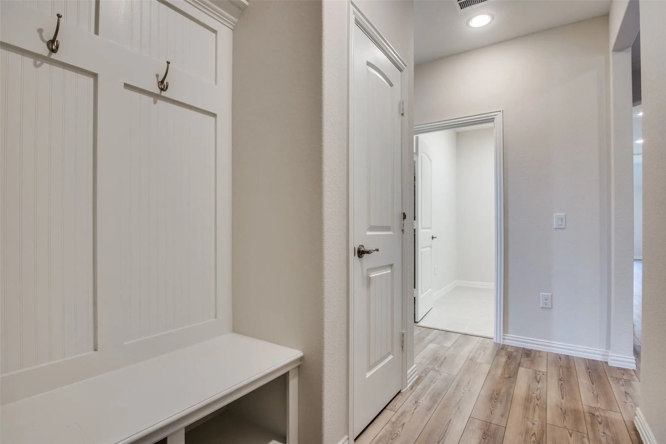 Single Family Residence For Rent in Collin County , 3108 Moldboard Drive, Mc Kinney, Texas 75071, 3 Bedroom, 2 Bathroom, 2 Garage spaces, 2,165 Sqft, built in 2022, mls#21351969, Real Estate Agent in Mc Kinney, Homes For Rent in Collin county, Homes For Rent in Mc Kinney, Realtor in Mc Kinney Texas, Real Estate Brokerage Independent Realty Texas, Luminita Cordes Realtor