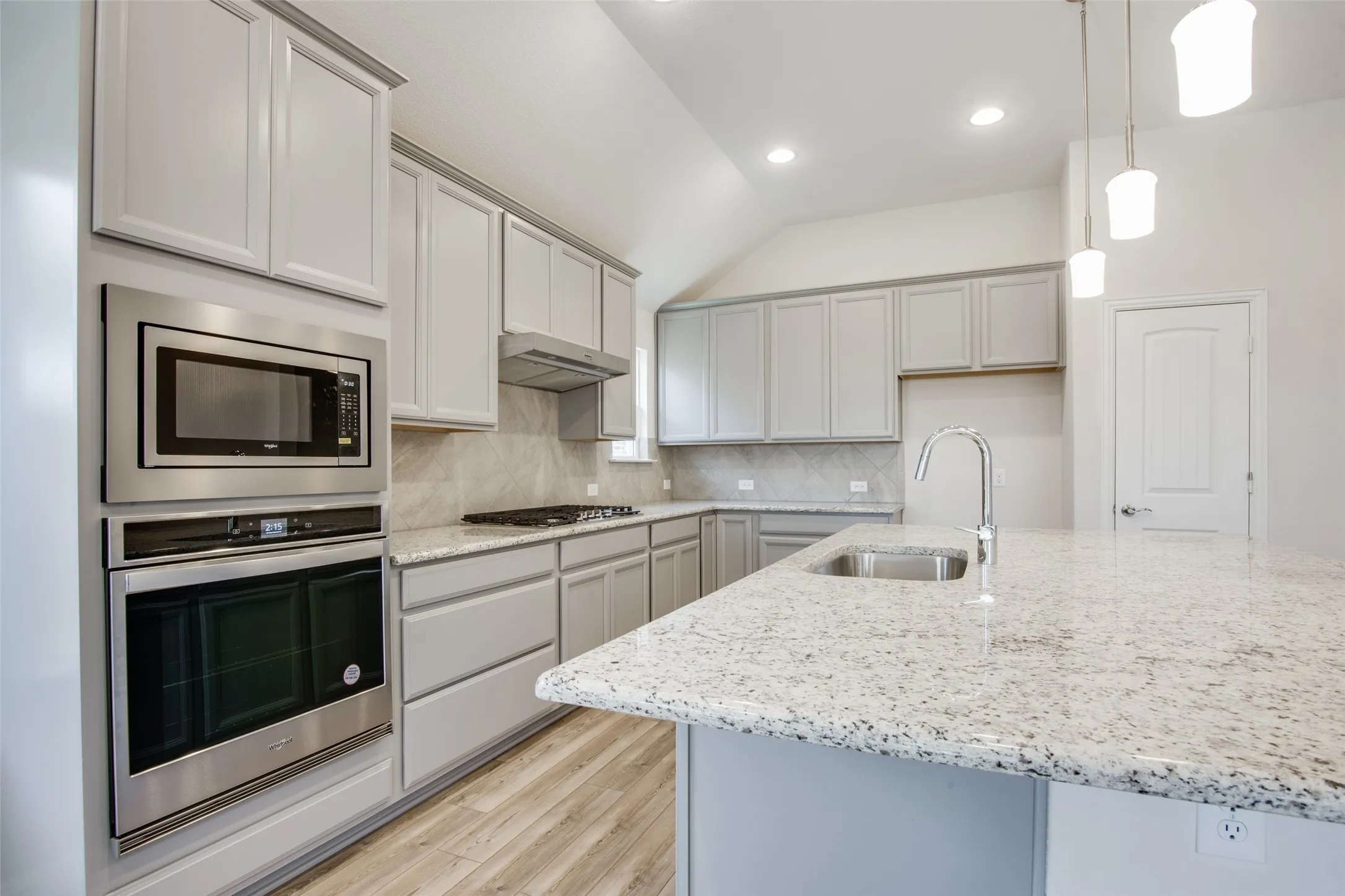 Single Family Residence For Rent in Collin County , 3108 Moldboard Drive, Mc Kinney, Texas 75071, 3 Bedroom, 2 Bathroom, 2 Garage spaces, 2,165 Sqft, built in 2022, mls#21351969, Real Estate Agent in Mc Kinney, Homes For Rent in Collin county, Homes For Rent in Mc Kinney, Realtor in Mc Kinney Texas, Real Estate Brokerage Independent Realty Texas, Luminita Cordes Realtor