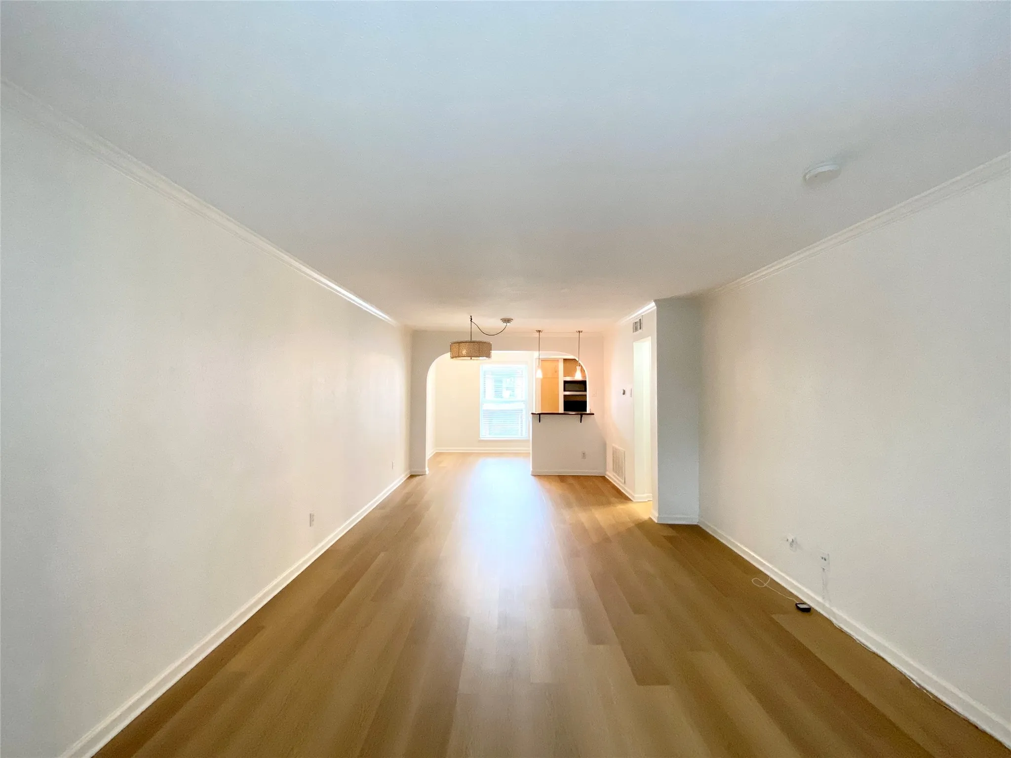 Condominium For Rent in Dallas County , 4520 Holland Avenue 206, Dallas, Texas 75219, 2 Bedroom, 2 Bathroom, Garage spaces, 972 Sqft, built in 1972, mls#21352019, Real Estate Agent in Dallas, Homes For Rent in Dallas county, Homes For Rent in Dallas, Realtor in Dallas Texas, Real Estate Brokerage Independent Realty Texas, Luminita Cordes Realtor