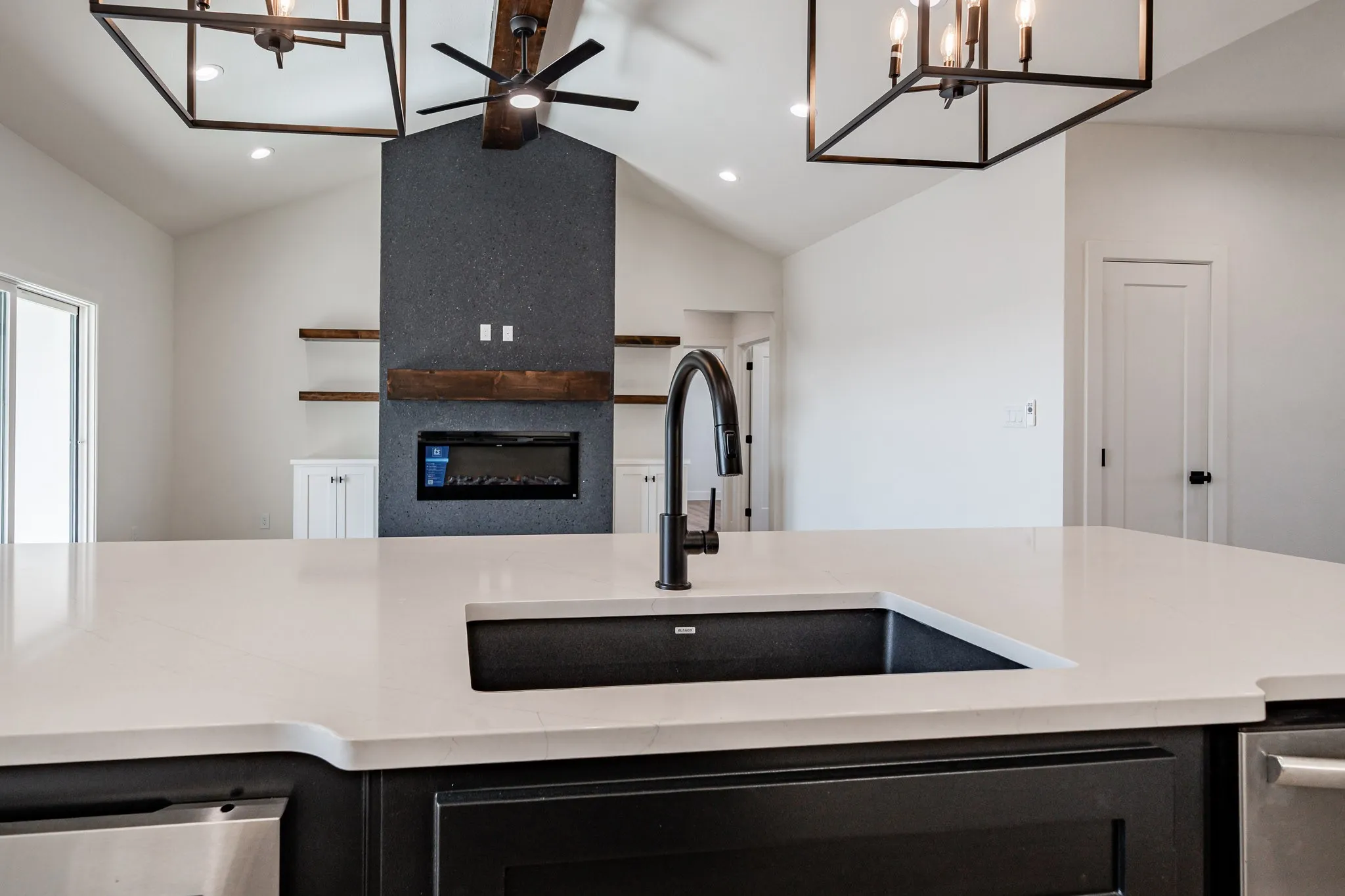 Single Family Residence For Sale in Jones County , 12218 S FM 600, Abilene, Texas 79601, 4 Bedroom, 2 Bathroom, 2 Garage spaces, 1,919 Sqft, built in 2026, mls#21352029, Real Estate Agent in Abilene, Homes For Sale in Jones county, Homes For Sale in Abilene, Realtor in Abilene Texas, Real Estate Brokerage Independent Realty Texas, Luminita Cordes Realtor