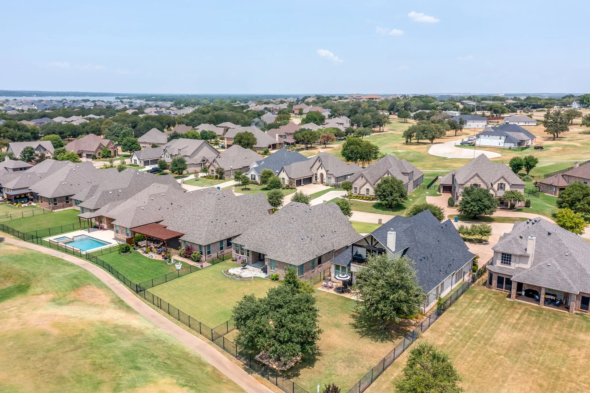 Single Family Residence For Sale in Tarrant County , 12409 Eagle Narrows Drive, Fort Worth, Texas 76179, 3 Bedroom, 3 Bathroom, 3 Garage spaces, 2,542 Sqft, built in 2018, mls#21351254, Real Estate Agent in Fort Worth, Homes For Sale in Tarrant county, Homes For Sale in Fort Worth, Realtor in Fort Worth Texas, Real Estate Brokerage Independent Realty Texas, Luminita Cordes Realtor