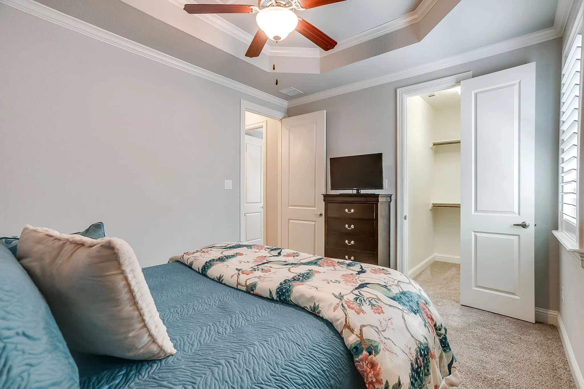 Single Family Residence For Sale in Tarrant County , 12409 Eagle Narrows Drive, Fort Worth, Texas 76179, 3 Bedroom, 3 Bathroom, 3 Garage spaces, 2,542 Sqft, built in 2018, mls#21351254, Real Estate Agent in Fort Worth, Homes For Sale in Tarrant county, Homes For Sale in Fort Worth, Realtor in Fort Worth Texas, Real Estate Brokerage Independent Realty Texas, Luminita Cordes Realtor