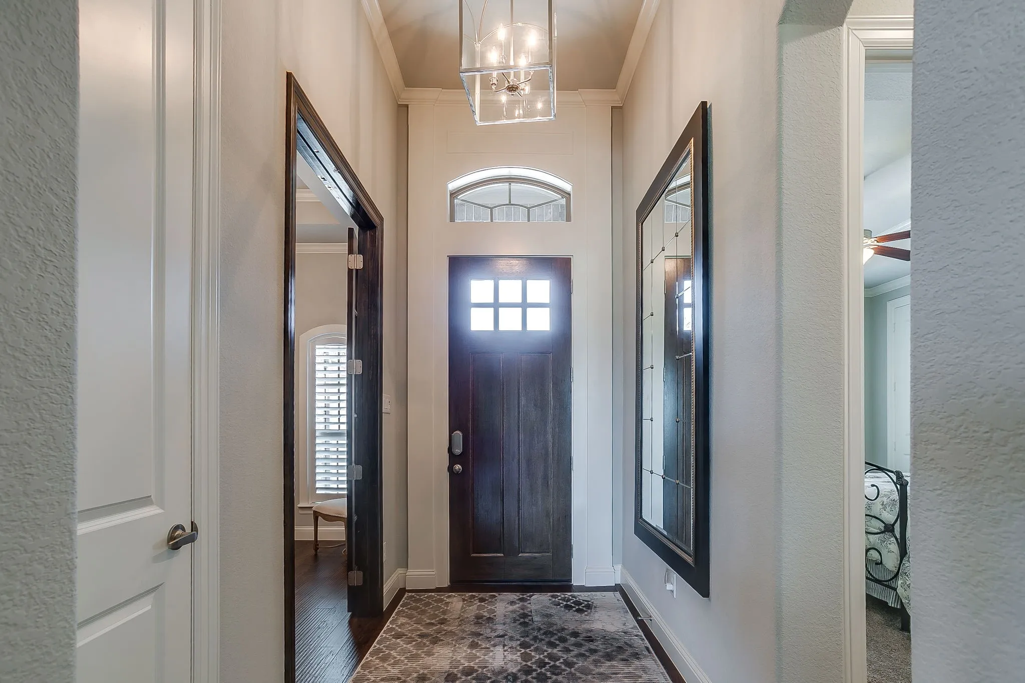 Single Family Residence For Sale in Tarrant County , 12409 Eagle Narrows Drive, Fort Worth, Texas 76179, 3 Bedroom, 3 Bathroom, 3 Garage spaces, 2,542 Sqft, built in 2018, mls#21351254, Real Estate Agent in Fort Worth, Homes For Sale in Tarrant county, Homes For Sale in Fort Worth, Realtor in Fort Worth Texas, Real Estate Brokerage Independent Realty Texas, Luminita Cordes Realtor