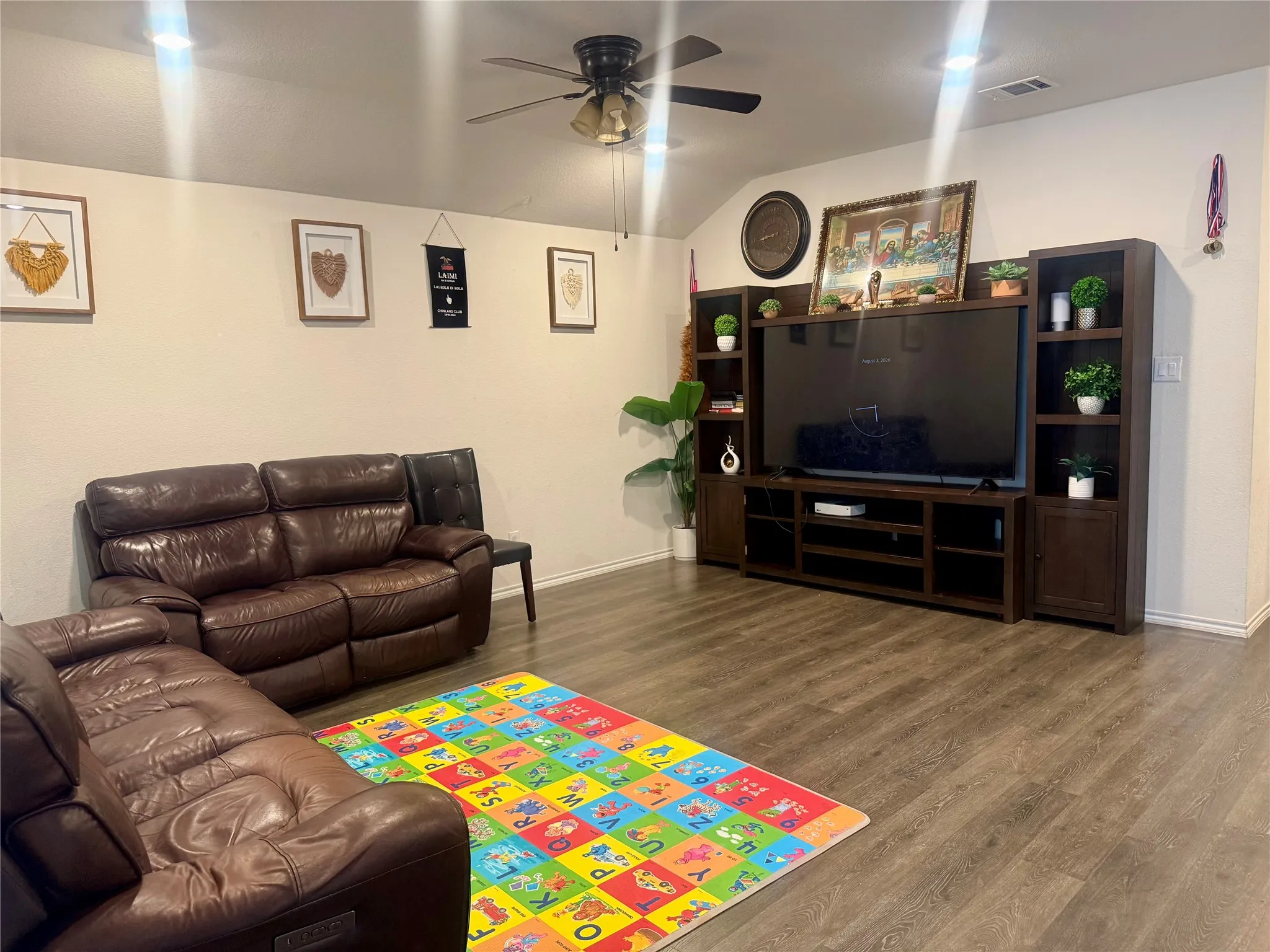 Single Family Residence For Sale in Grayson County , 2900 Peony Drive, Sherman, Texas 75092, 4 Bedroom, 2 Bathroom, 2 Garage spaces, 1,808 Sqft, built in 2022, mls#21352037, Real Estate Agent in Sherman, Homes For Sale in Grayson county, Homes For Sale in Sherman, Realtor in Sherman Texas, Real Estate Brokerage Independent Realty Texas, Luminita Cordes Realtor