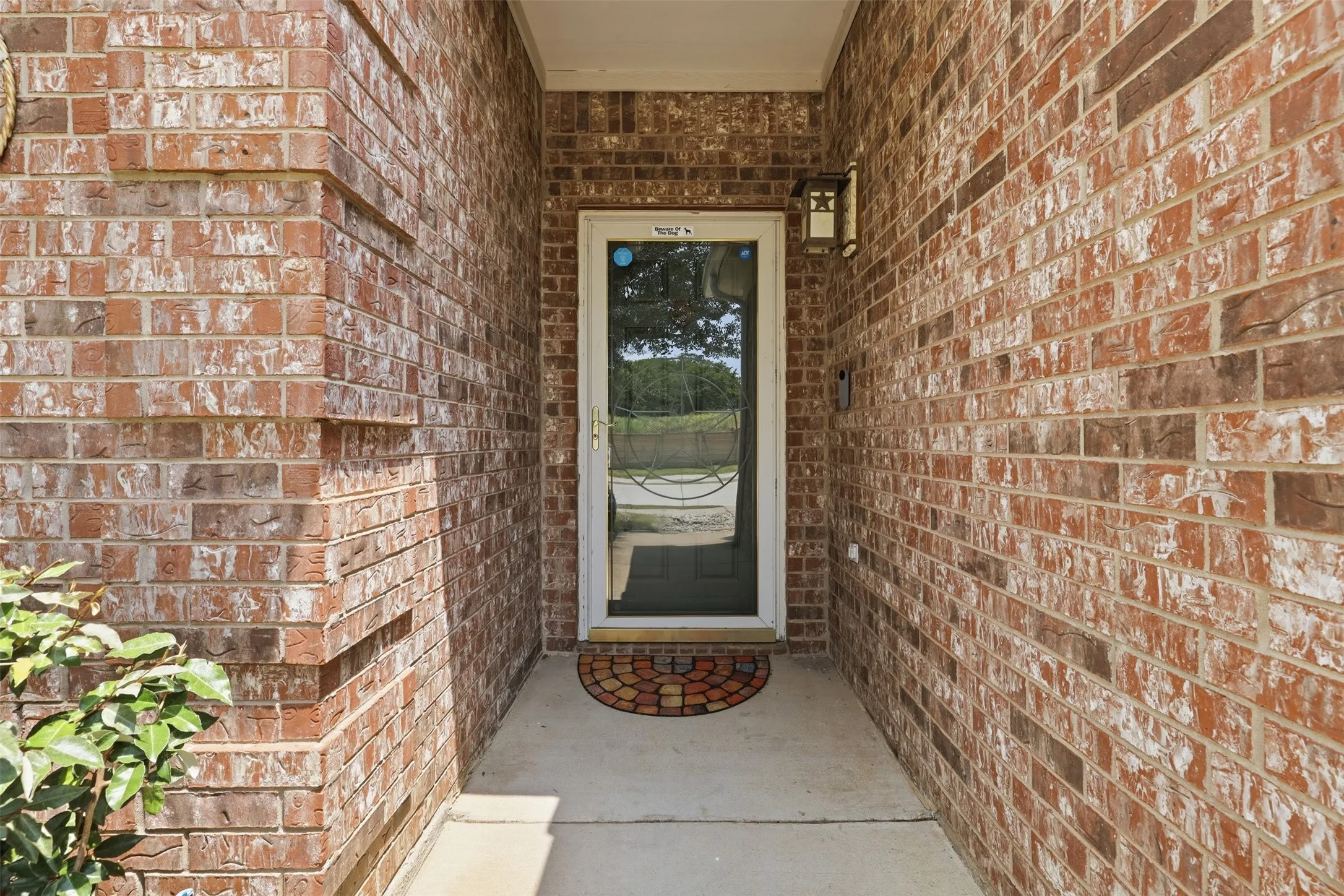 Single Family Residence For Sale in Hood County , 213 Sardius Boulevard, Granbury, Texas 76049, 3 Bedroom, 2 Bathroom, 2 Garage spaces, 1,610 Sqft, built in 2004, mls#21351994, Real Estate Agent in Granbury, Homes For Sale in Hood county, Homes For Sale in Granbury, Realtor in Granbury Texas, Real Estate Brokerage Independent Realty Texas, Luminita Cordes Realtor