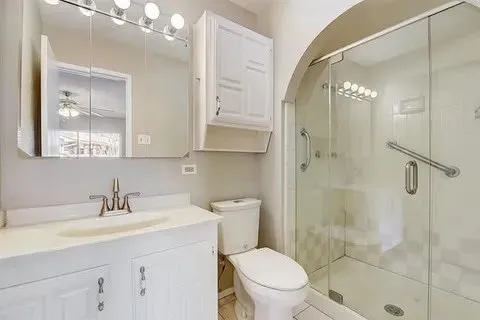 Single Family Residence For Sale in Collin County , 6202 Oregon Court, Plano, Texas 75023, 4 Bedroom, 3 Bathroom, 2 Garage spaces, 2,236 Sqft, built in 1976, mls#21352056, Real Estate Agent in Plano, Homes For Sale in Collin county, Homes For Sale in Plano, Realtor in Plano Texas, Real Estate Brokerage Independent Realty Texas, Luminita Cordes Realtor