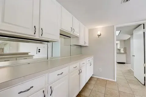 Single Family Residence For Sale in Collin County , 6202 Oregon Court, Plano, Texas 75023, 4 Bedroom, 3 Bathroom, 2 Garage spaces, 2,236 Sqft, built in 1976, mls#21352056, Real Estate Agent in Plano, Homes For Sale in Collin county, Homes For Sale in Plano, Realtor in Plano Texas, Real Estate Brokerage Independent Realty Texas, Luminita Cordes Realtor