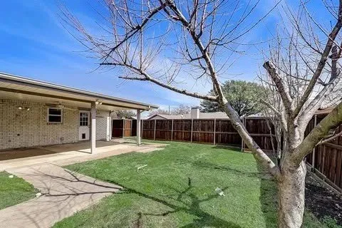 Single Family Residence For Sale in Collin County , 6202 Oregon Court, Plano, Texas 75023, 4 Bedroom, 3 Bathroom, 2 Garage spaces, 2,236 Sqft, built in 1976, mls#21352056, Real Estate Agent in Plano, Homes For Sale in Collin county, Homes For Sale in Plano, Realtor in Plano Texas, Real Estate Brokerage Independent Realty Texas, Luminita Cordes Realtor