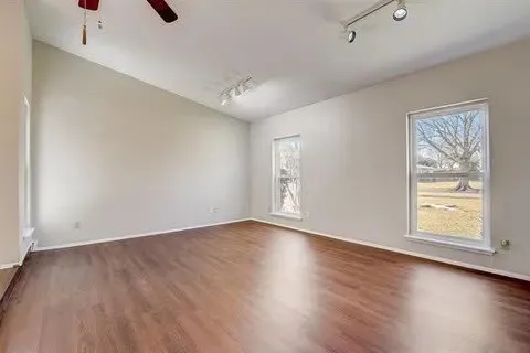 Single Family Residence For Sale in Collin County , 6202 Oregon Court, Plano, Texas 75023, 4 Bedroom, 3 Bathroom, 2 Garage spaces, 2,236 Sqft, built in 1976, mls#21352056, Real Estate Agent in Plano, Homes For Sale in Collin county, Homes For Sale in Plano, Realtor in Plano Texas, Real Estate Brokerage Independent Realty Texas, Luminita Cordes Realtor