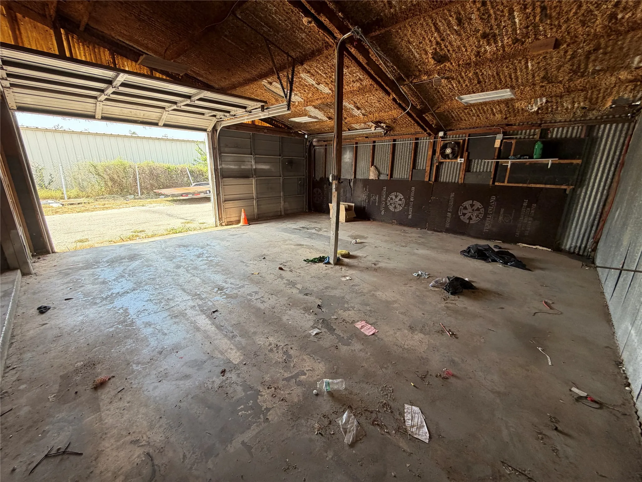 Industrial For Rent in Taylor County , 282 Ruidosa Avenue B1, Abilene, Texas 79605, 0, 0, Garage spaces, 0 Sqft, built in 1984, Price $1,200, mls#21352058, Real Estate Agent in Abilene, Homes For Rent in Taylor county, Homes For Rent in Abilene, Realtor in Abilene Texas, Real Estate Brokerage Independent Realty Texas, Luminita Cordes Realtor