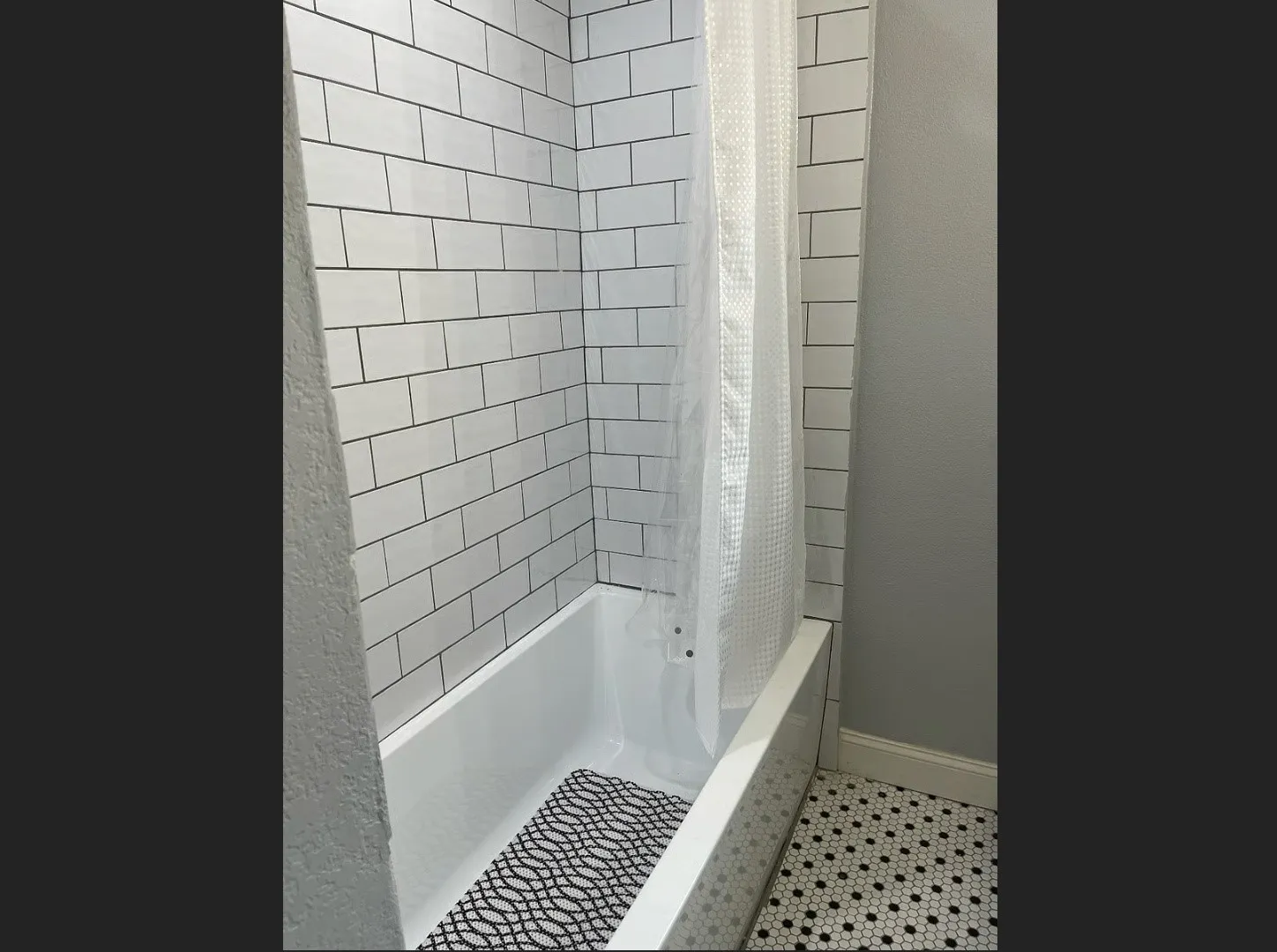 Duplex For Rent in Dallas County , 625 N Marsalis Avenue, Dallas, Texas 75203, 2 Bedroom, 2 Bathroom, Garage spaces, 2,808 Sqft, built in 1948, mls#21350853, Real Estate Agent in Dallas, Homes For Rent in Dallas county, Homes For Rent in Dallas, Realtor in Dallas Texas, Real Estate Brokerage Independent Realty Texas, Luminita Cordes Realtor