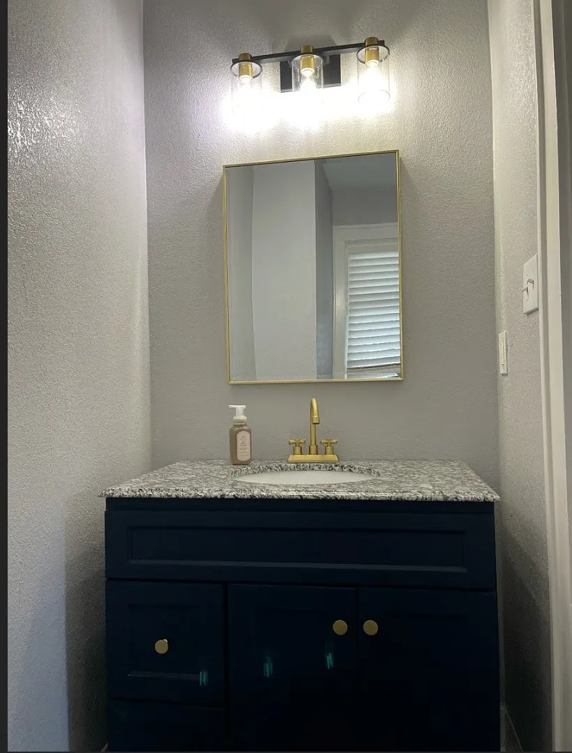 Duplex For Rent in Dallas County , 625 N Marsalis Avenue, Dallas, Texas 75203, 2 Bedroom, 2 Bathroom, Garage spaces, 2,808 Sqft, built in 1948, mls#21350853, Real Estate Agent in Dallas, Homes For Rent in Dallas county, Homes For Rent in Dallas, Realtor in Dallas Texas, Real Estate Brokerage Independent Realty Texas, Luminita Cordes Realtor