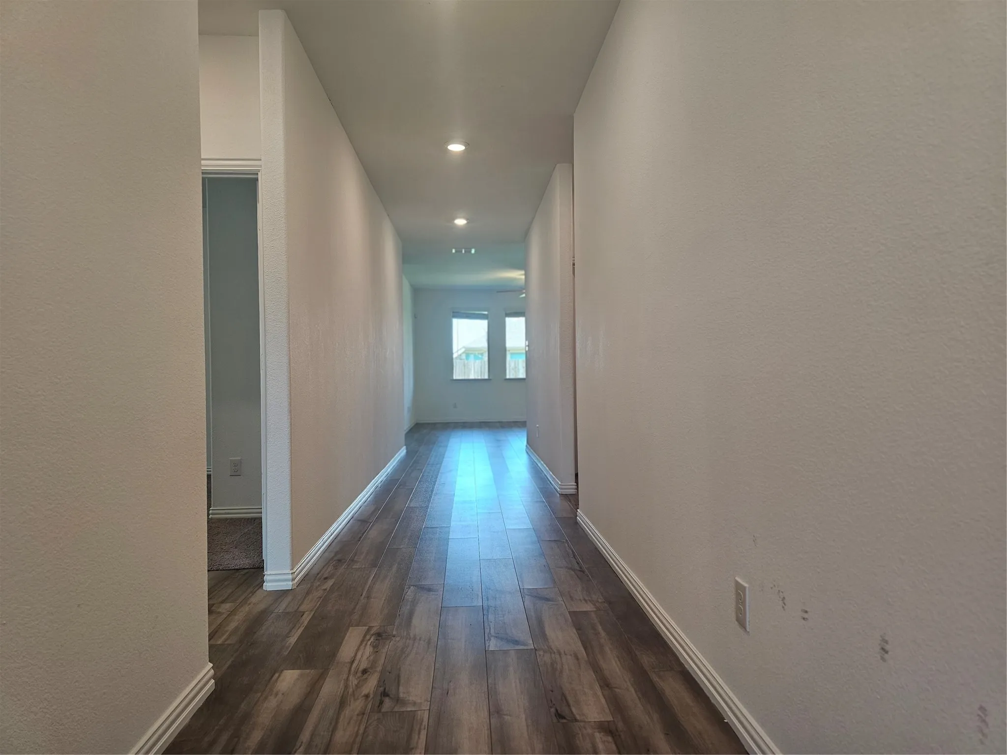 Single Family Residence For Rent in Collin County , 1216 Smoketree Lane, Princeton, Texas 75407, 4 Bedroom, 2 Bathroom, 2 Garage spaces, 1,835 Sqft, built in 2022, mls#21345150, Real Estate Agent in Princeton, Homes For Rent in Collin county, Homes For Rent in Princeton, Realtor in Princeton Texas, Real Estate Brokerage Independent Realty Texas, Luminita Cordes Realtor