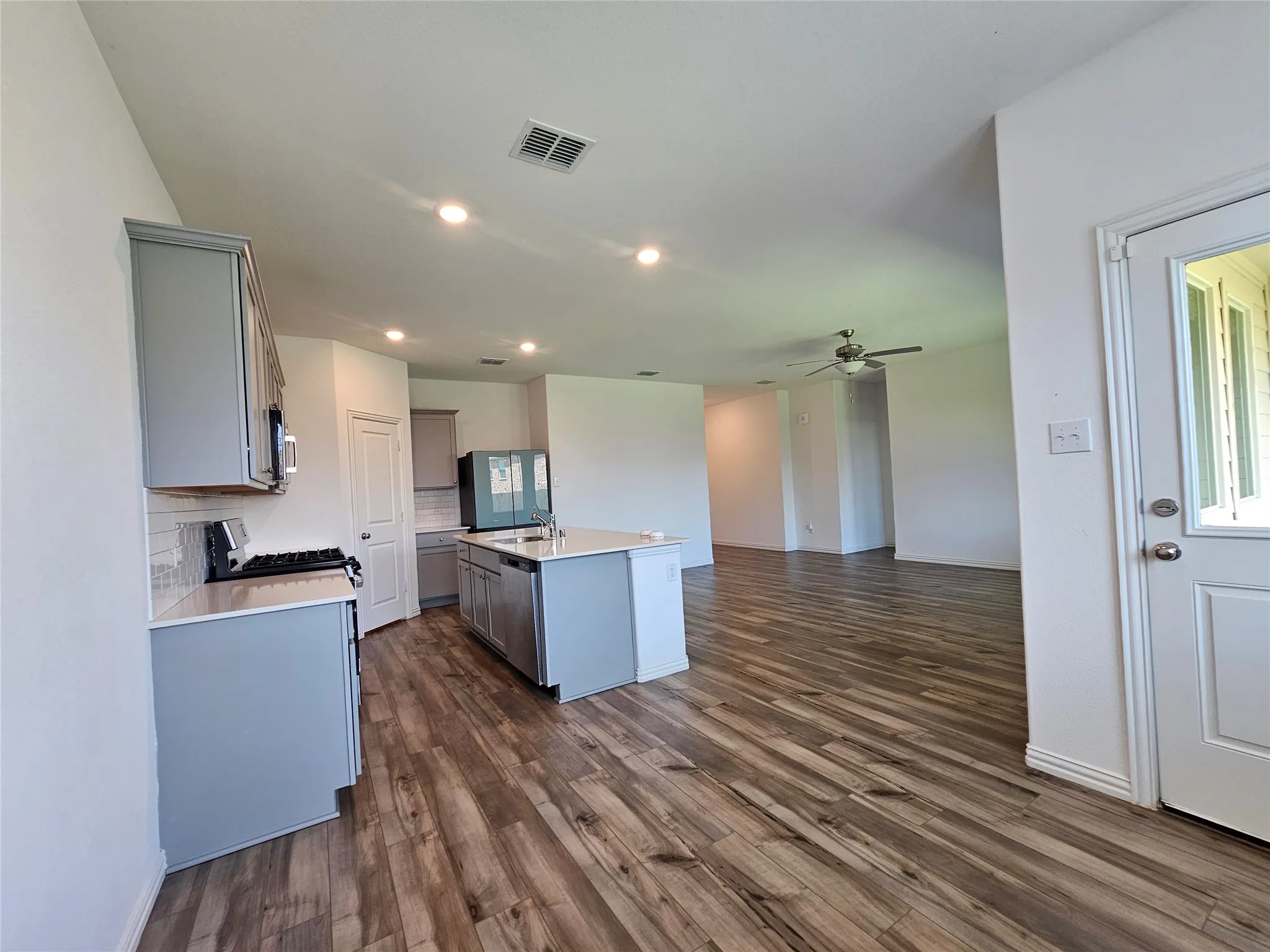 Single Family Residence For Rent in Collin County , 1216 Smoketree Lane, Princeton, Texas 75407, 4 Bedroom, 2 Bathroom, 2 Garage spaces, 1,835 Sqft, built in 2022, mls#21345150, Real Estate Agent in Princeton, Homes For Rent in Collin county, Homes For Rent in Princeton, Realtor in Princeton Texas, Real Estate Brokerage Independent Realty Texas, Luminita Cordes Realtor
