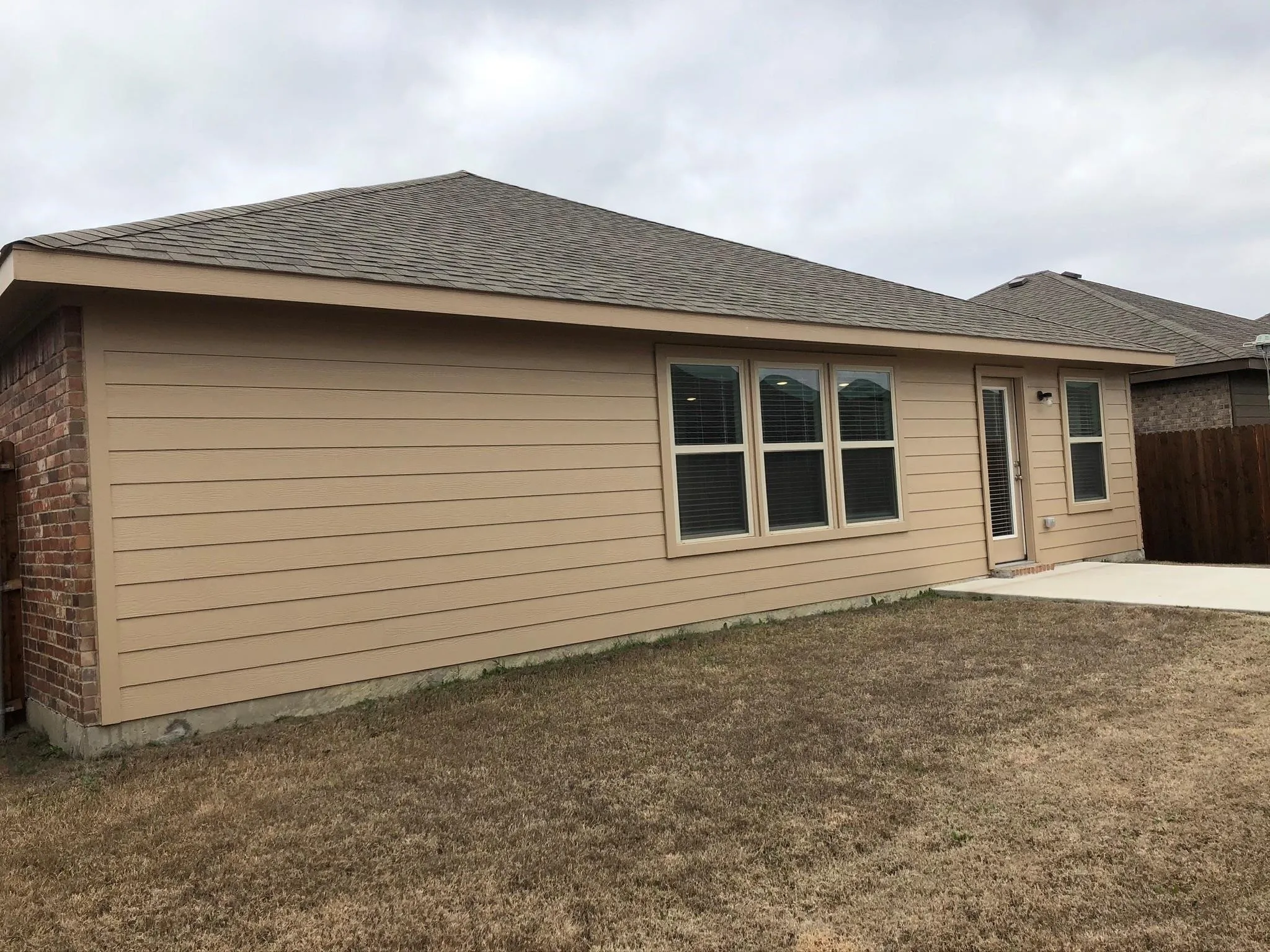 Single Family Residence For Rent in Collin County , 604 Rustic Meadows Trail, Princeton, Texas 75407, 3 Bedroom, 2 Bathroom, 2 Garage spaces, 1,656 Sqft, built in 2018, mls#21352065, Real Estate Agent in Princeton, Homes For Rent in Collin county, Homes For Rent in Princeton, Realtor in Princeton Texas, Real Estate Brokerage Independent Realty Texas, Luminita Cordes Realtor