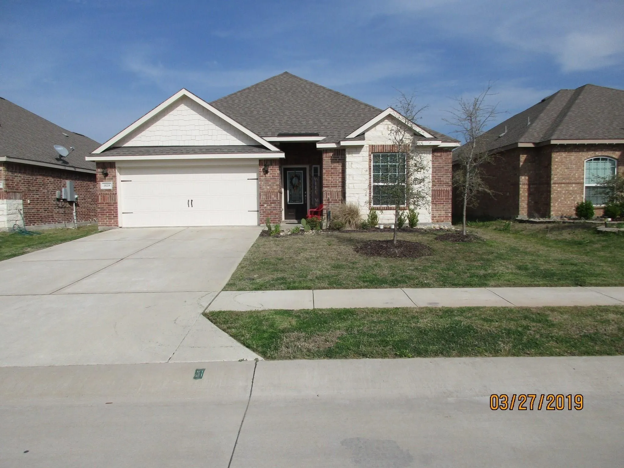 Single Family Residence For Rent in Collin County , 1829 Olive Lane, Anna, Texas 75409, 3 Bedrooms, 2 Bathrooms, 2 Garage spaces, 1,742 Sqft, built in 2015, Price $1,850, mls#21351998, Real Estate Agent in Anna, Homes For Rent in Collin county, Homes For Rent in Anna, Realtor in Anna Texas, Real Estate Brokerage Independent Realty Texas, Luminita Cordes Realtor