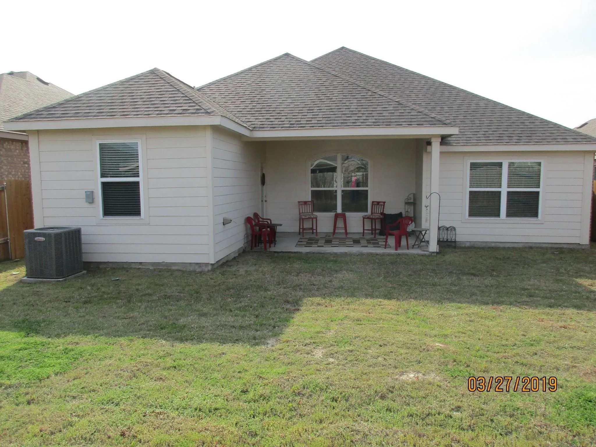 Single Family Residence For Rent in Collin County , 1829 Olive Lane, Anna, Texas 75409, 3 Bedrooms, 2 Bathrooms, 2 Garage spaces, 1,742 Sqft, built in 2015, Price $1,850, mls#21351998, Real Estate Agent in Anna, Homes For Rent in Collin county, Homes For Rent in Anna, Realtor in Anna Texas, Real Estate Brokerage Independent Realty Texas, Luminita Cordes Realtor