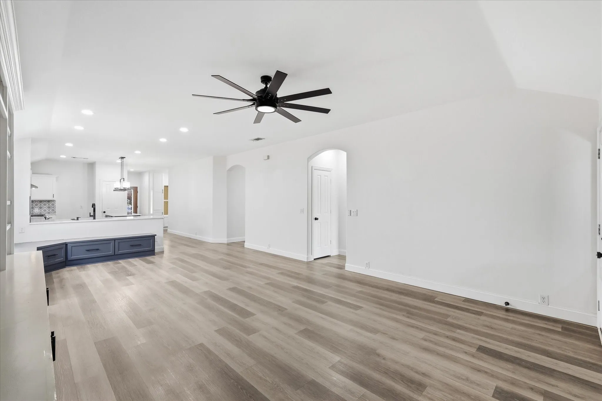 Single Family Residence For Sale in Denton County , 5608 Millers Creek Drive, Argyle, Texas 76226, 3 Bedroom, 2 Bathroom, 2 Garage spaces, 1,971 Sqft, built in 2012, mls#21351978, Real Estate Agent in Argyle, Homes For Sale in Denton county, Homes For Sale in Argyle, Realtor in Argyle Texas, Real Estate Brokerage Independent Realty Texas, Luminita Cordes Realtor
