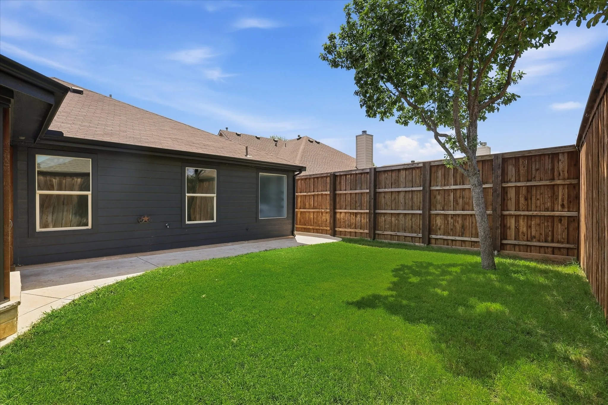 Single Family Residence For Sale in Denton County , 5608 Millers Creek Drive, Argyle, Texas 76226, 3 Bedroom, 2 Bathroom, 2 Garage spaces, 1,971 Sqft, built in 2012, mls#21351978, Real Estate Agent in Argyle, Homes For Sale in Denton county, Homes For Sale in Argyle, Realtor in Argyle Texas, Real Estate Brokerage Independent Realty Texas, Luminita Cordes Realtor