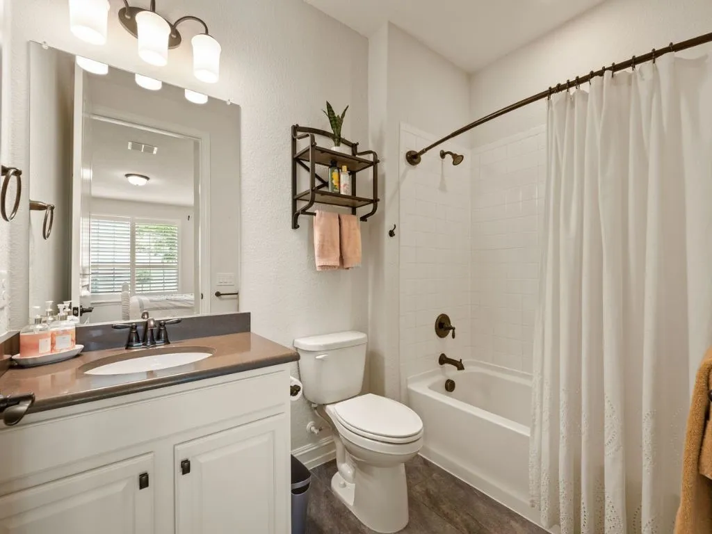 Single Family Residence For Sale in Collin County , 9113 Bluewater Way, Mc Kinney, Texas 75071, 3 Bedroom, 3 Bathroom, 3 Garage spaces, 2,506 Sqft, built in 2019, mls#21342997, Real Estate Agent in Mc Kinney, Homes For Sale in Collin county, Homes For Sale in Mc Kinney, Realtor in Mc Kinney Texas, Real Estate Brokerage Independent Realty Texas, Luminita Cordes Realtor