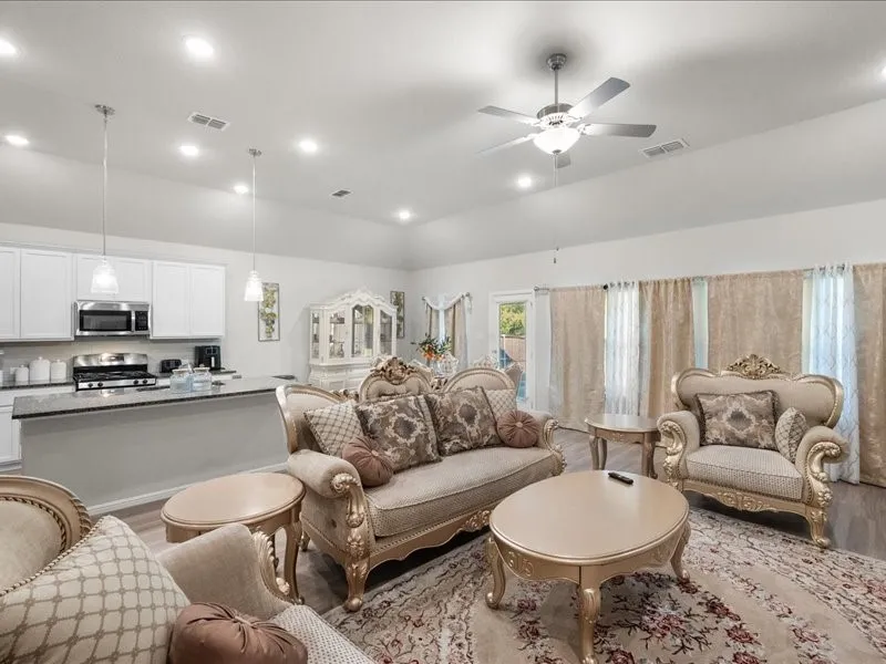 Single Family Residence For Sale in Johnson County , 1215 Putnam Street, Mansfield, Texas 76063, 5 Bedroom, 4 Bathroom, 2 Garage spaces, 2,427 Sqft, built in 2022, Price $515,000, mls#21352072, Real Estate Agent in Mansfield, Homes For Sale in Johnson county, Homes For Sale in Mansfield, Realtor in Mansfield Texas, Real Estate Brokerage Independent Realty Texas, Luminita Cordes Realtor