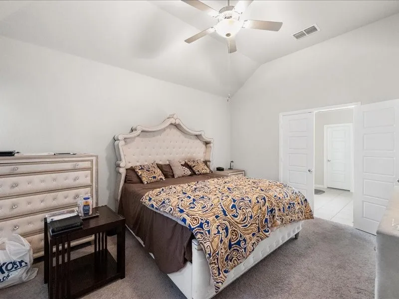 Single Family Residence For Sale in Johnson County , 1215 Putnam Street, Mansfield, Texas 76063, 5 Bedroom, 4 Bathroom, 2 Garage spaces, 2,427 Sqft, built in 2022, Price $515,000, mls#21352072, Real Estate Agent in Mansfield, Homes For Sale in Johnson county, Homes For Sale in Mansfield, Realtor in Mansfield Texas, Real Estate Brokerage Independent Realty Texas, Luminita Cordes Realtor