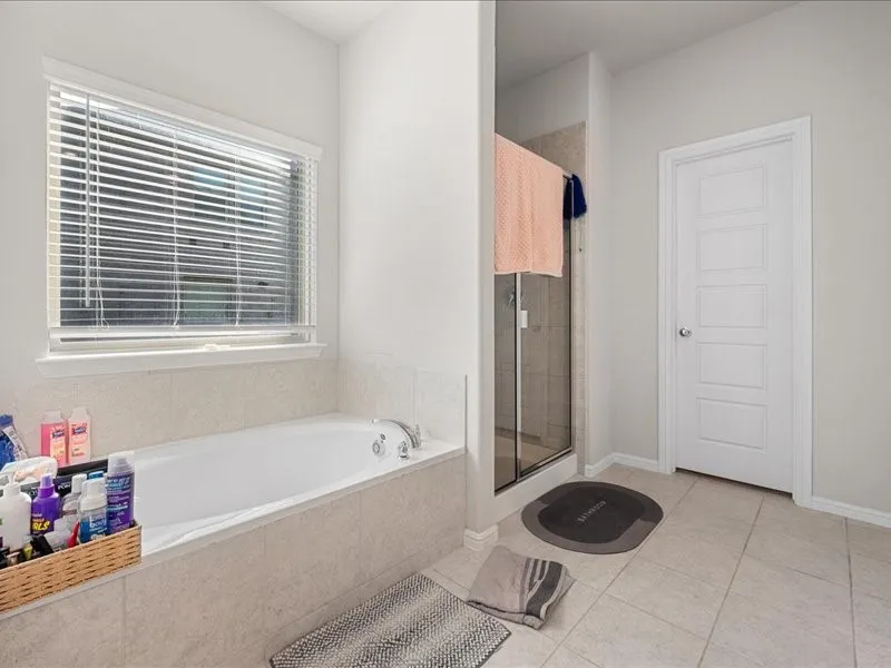 Single Family Residence For Sale in Johnson County , 1215 Putnam Street, Mansfield, Texas 76063, 5 Bedroom, 4 Bathroom, 2 Garage spaces, 2,427 Sqft, built in 2022, Price $515,000, mls#21352072, Real Estate Agent in Mansfield, Homes For Sale in Johnson county, Homes For Sale in Mansfield, Realtor in Mansfield Texas, Real Estate Brokerage Independent Realty Texas, Luminita Cordes Realtor