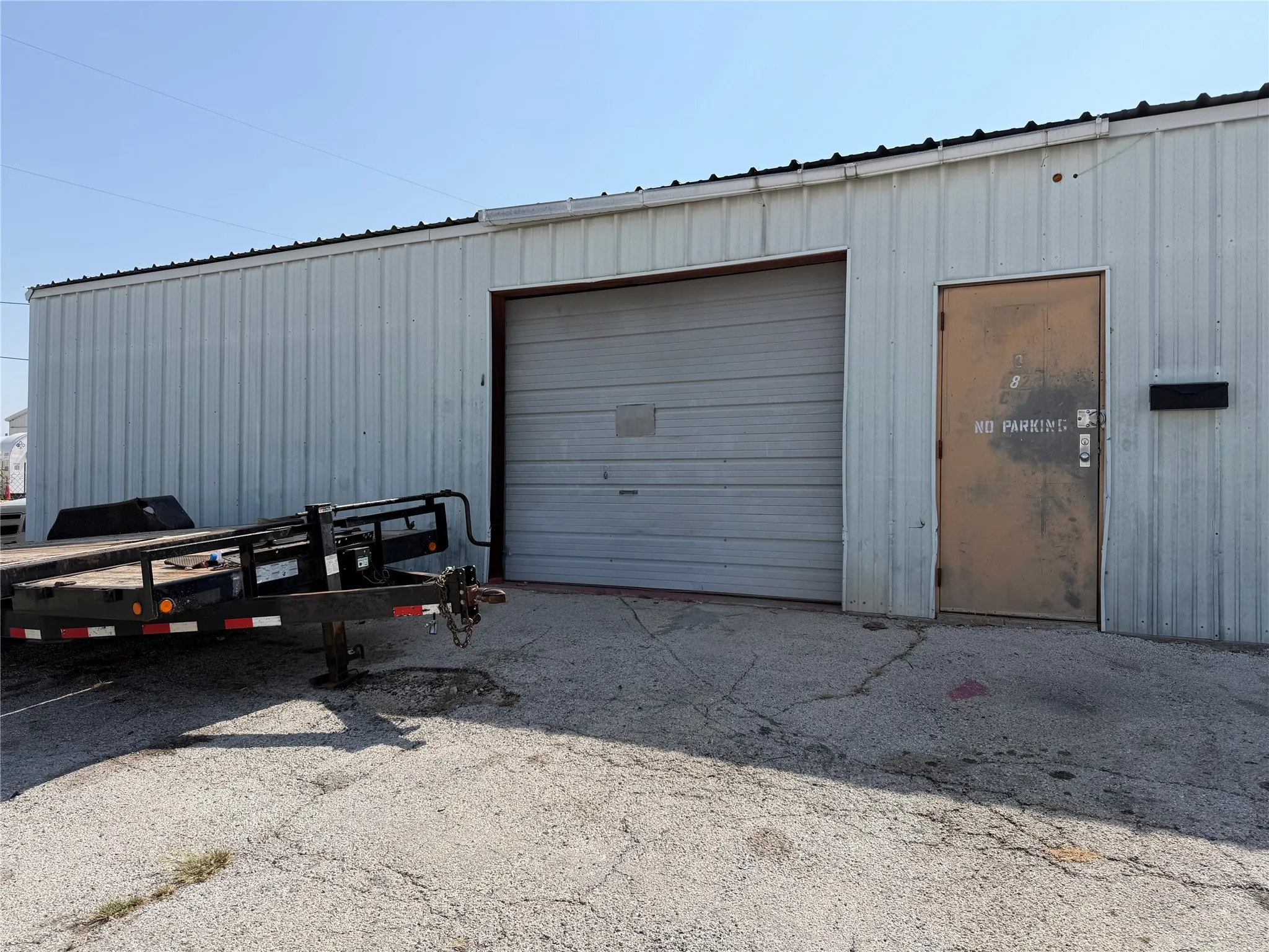 Industrial For Rent in Taylor County , 282 Ruidosa Avenue C3, Abilene, Texas 79605, 0, 0, Garage spaces, 0 Sqft, built in 1984, Price $900, mls#21352075, Real Estate Agent in Abilene, Homes For Rent in Taylor county, Homes For Rent in Abilene, Realtor in Abilene Texas, Real Estate Brokerage Independent Realty Texas, Luminita Cordes Realtor