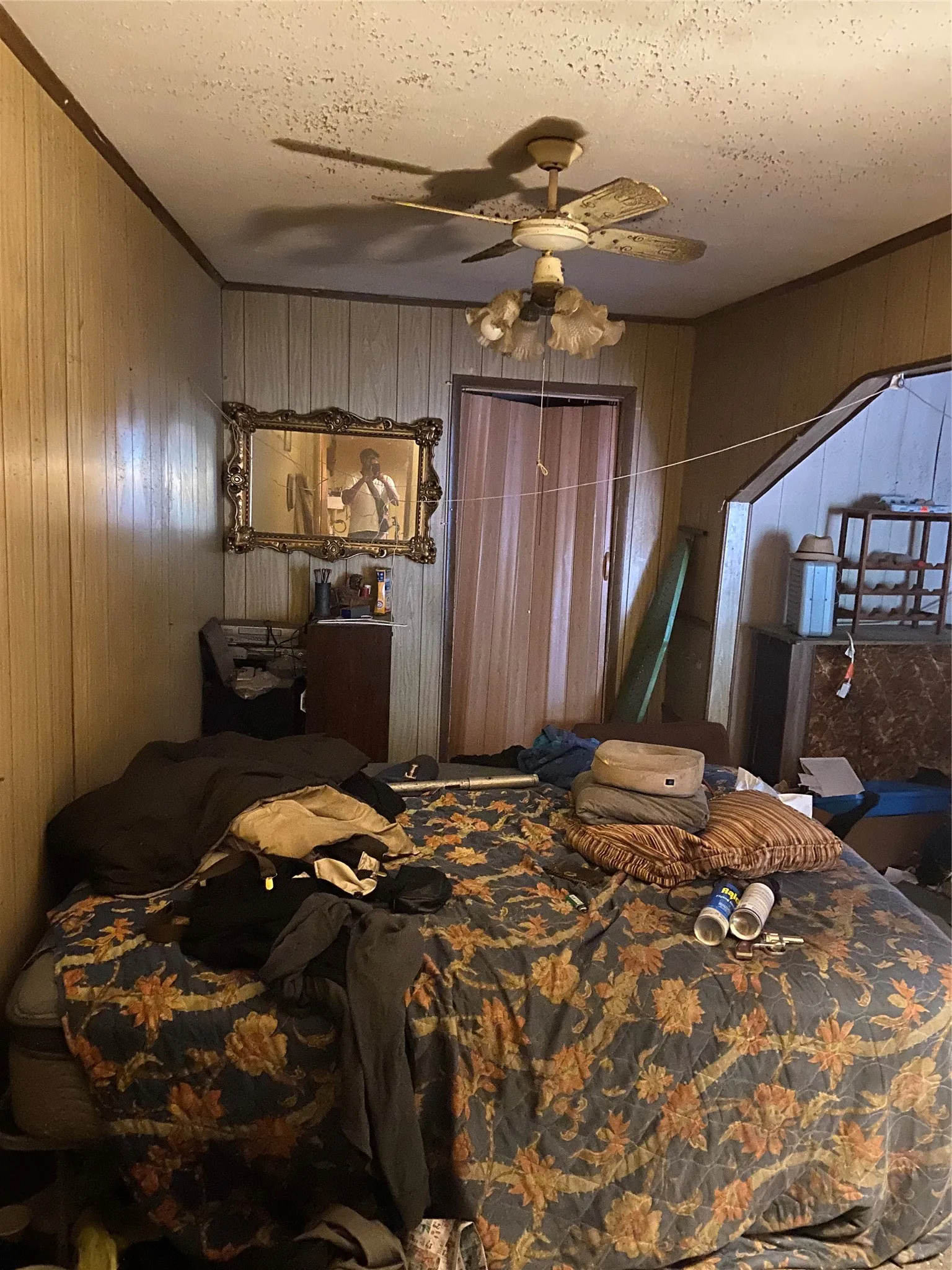 Single Family Residence For Sale in Tarrant County , 5921 Fletcher Avenue, Fort Worth, Texas 76107, 3 Bedroom, 2 Bathroom, Garage spaces, 1,468 Sqft, built in 1941, mls#21345416, Real Estate Agent in Fort Worth, Homes For Sale in Tarrant county, Homes For Sale in Fort Worth, Realtor in Fort Worth Texas, Real Estate Brokerage Independent Realty Texas, Luminita Cordes Realtor