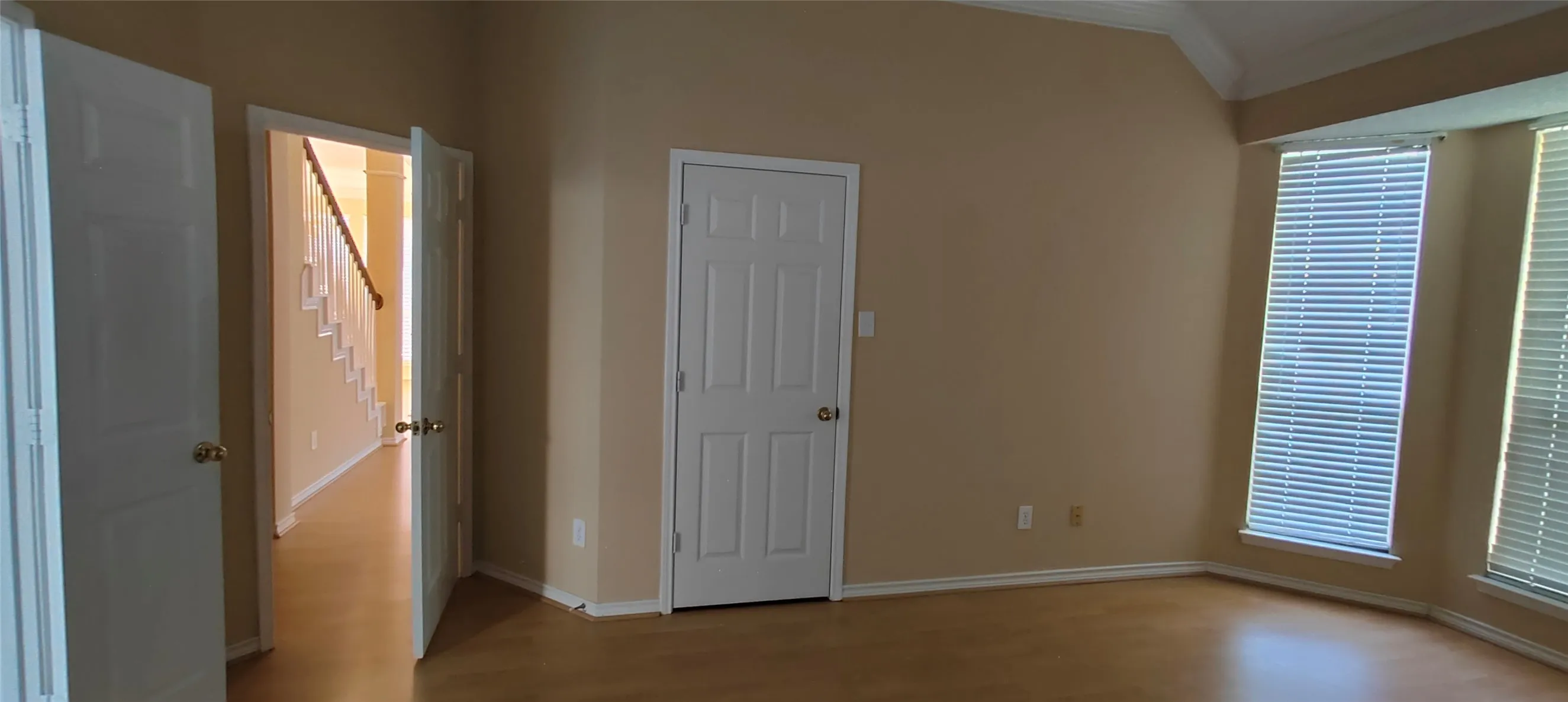 Single Family Residence For Rent in Collin County , 6800 Burr Oak Drive, Plano, Texas 75023, 4 Bedroom, 3 Bathroom, 2 Garage spaces, 2,470 Sqft, built in 1994, mls#21352088, Real Estate Agent in Plano, Homes For Rent in Collin county, Homes For Rent in Plano, Realtor in Plano Texas, Real Estate Brokerage Independent Realty Texas, Luminita Cordes Realtor