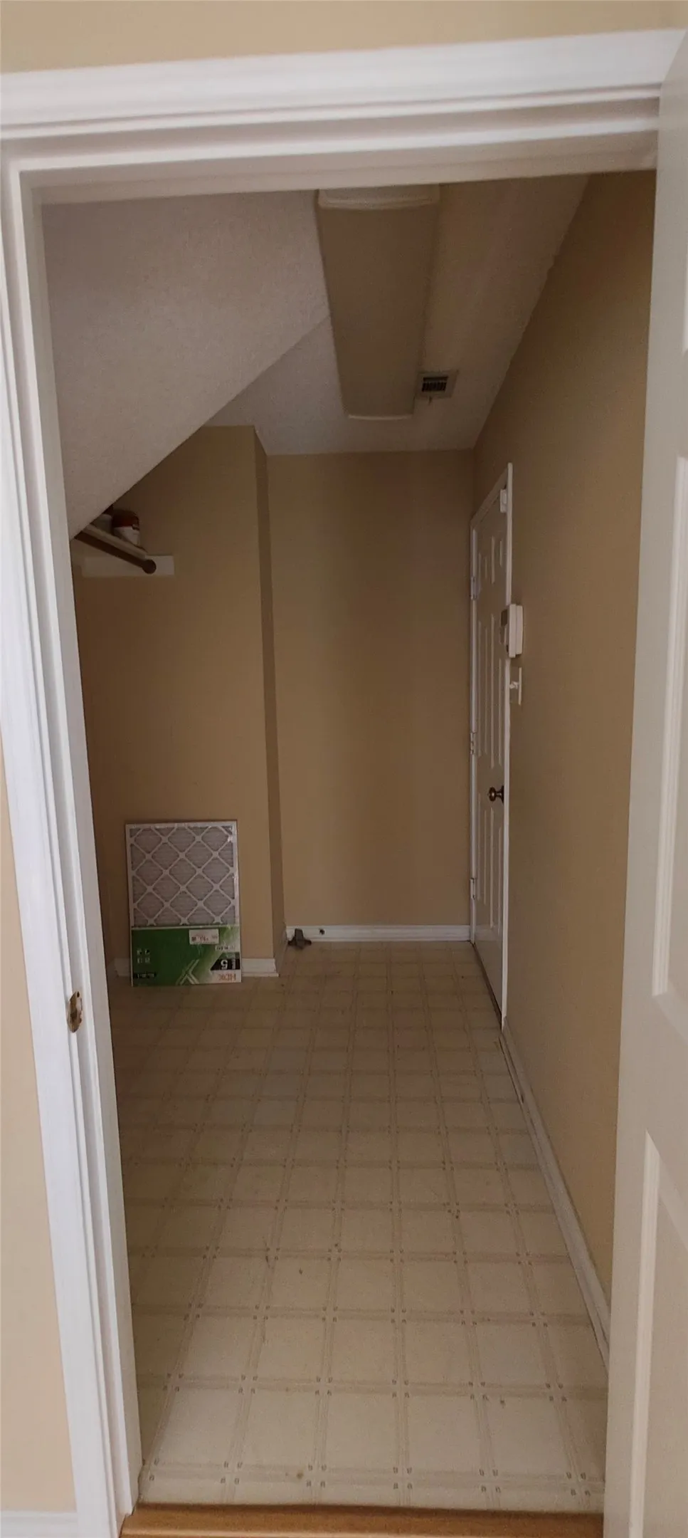 Single Family Residence For Rent in Collin County , 6800 Burr Oak Drive, Plano, Texas 75023, 4 Bedroom, 3 Bathroom, 2 Garage spaces, 2,470 Sqft, built in 1994, mls#21352088, Real Estate Agent in Plano, Homes For Rent in Collin county, Homes For Rent in Plano, Realtor in Plano Texas, Real Estate Brokerage Independent Realty Texas, Luminita Cordes Realtor