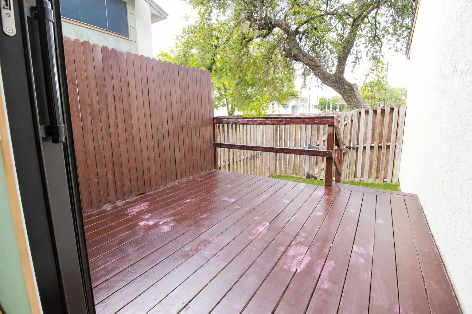 Condominium For Sale in Bexar County , 14122 Churchill Estates Boulevard, San Antonio, Texas 78248, 2 Bedroom, 2 Bathroom, 1 Garage spaces, 902 Sqft, built in 1982, mls#21352095, Real Estate Agent in San Antonio, Homes For Sale in Bexar county, Homes For Sale in San Antonio, Realtor in San Antonio Texas, Real Estate Brokerage Independent Realty Texas, Luminita Cordes Realtor