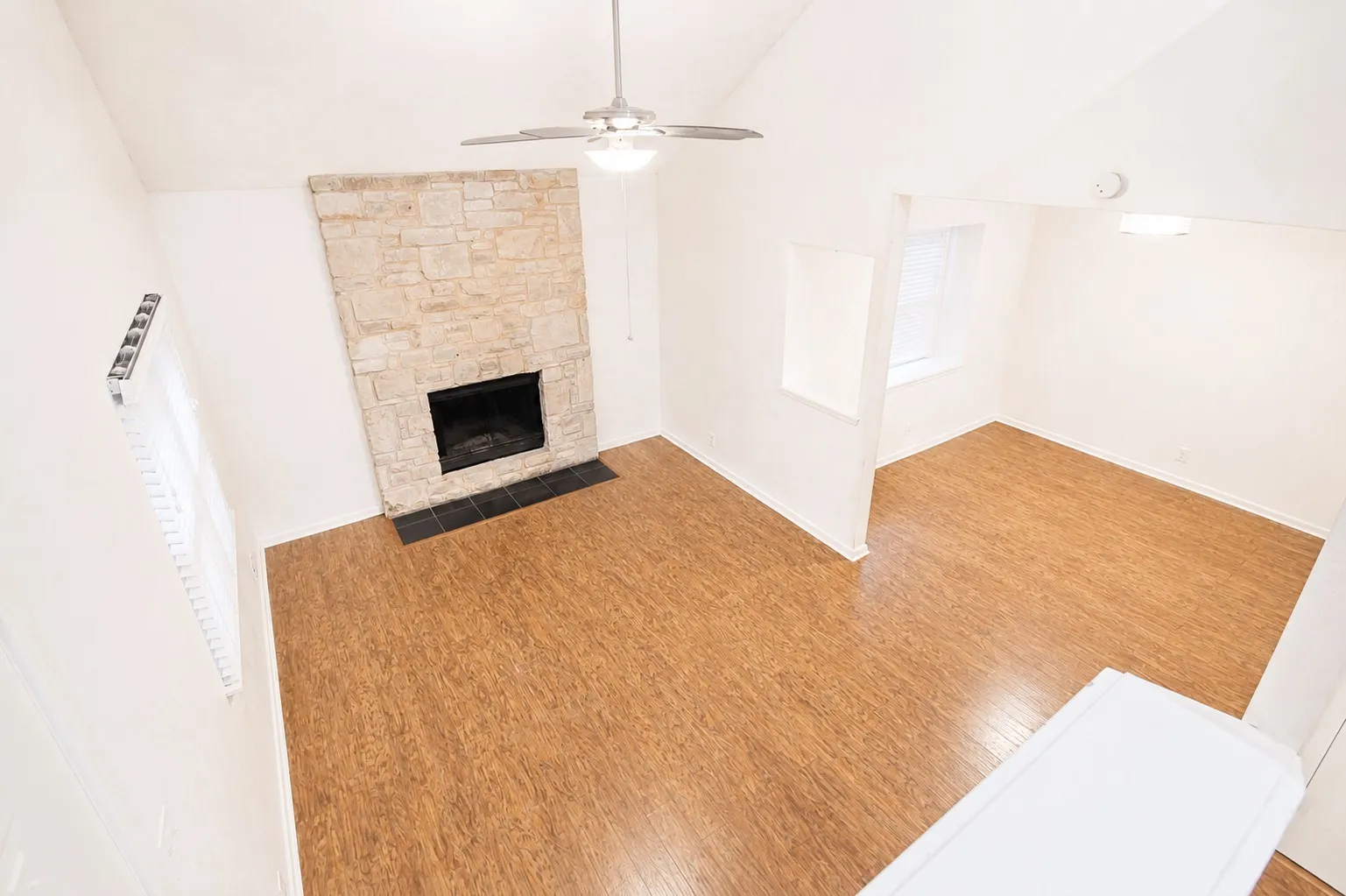 Condominium For Sale in Bexar County , 14122 Churchill Estates Boulevard, San Antonio, Texas 78248, 2 Bedroom, 2 Bathroom, 1 Garage spaces, 902 Sqft, built in 1982, mls#21352095, Real Estate Agent in San Antonio, Homes For Sale in Bexar county, Homes For Sale in San Antonio, Realtor in San Antonio Texas, Real Estate Brokerage Independent Realty Texas, Luminita Cordes Realtor