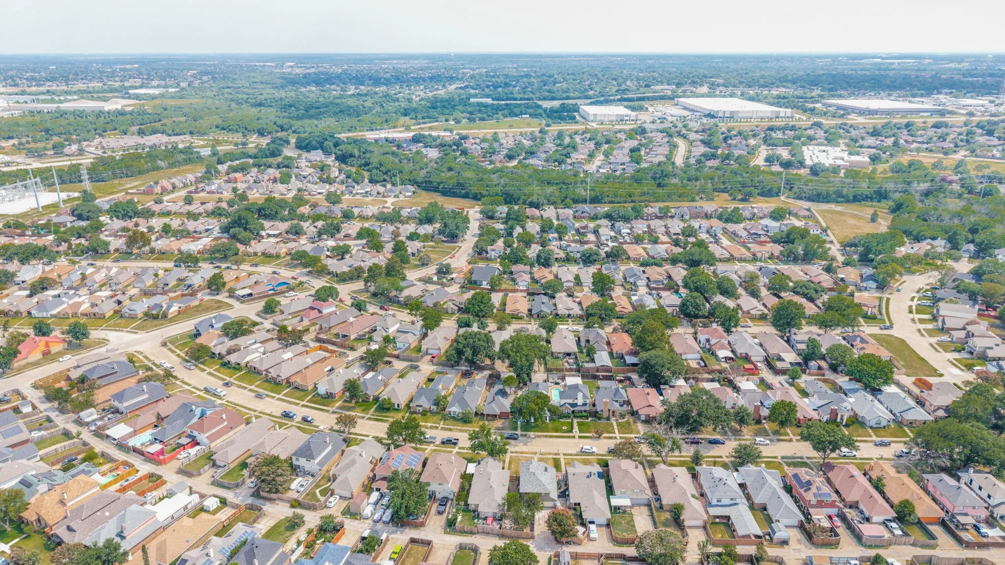 Single Family Residence For Sale in Dallas County , 1407 Windmill Lane, Mesquite, Texas 75149, 3 Bedroom, 3 Bathroom, 2 Garage spaces, 1,736 Sqft, built in 1986, mls#21348965, Real Estate Agent in Mesquite, Homes For Sale in Dallas county, Homes For Sale in Mesquite, Realtor in Mesquite Texas, Real Estate Brokerage Independent Realty Texas, Luminita Cordes Realtor