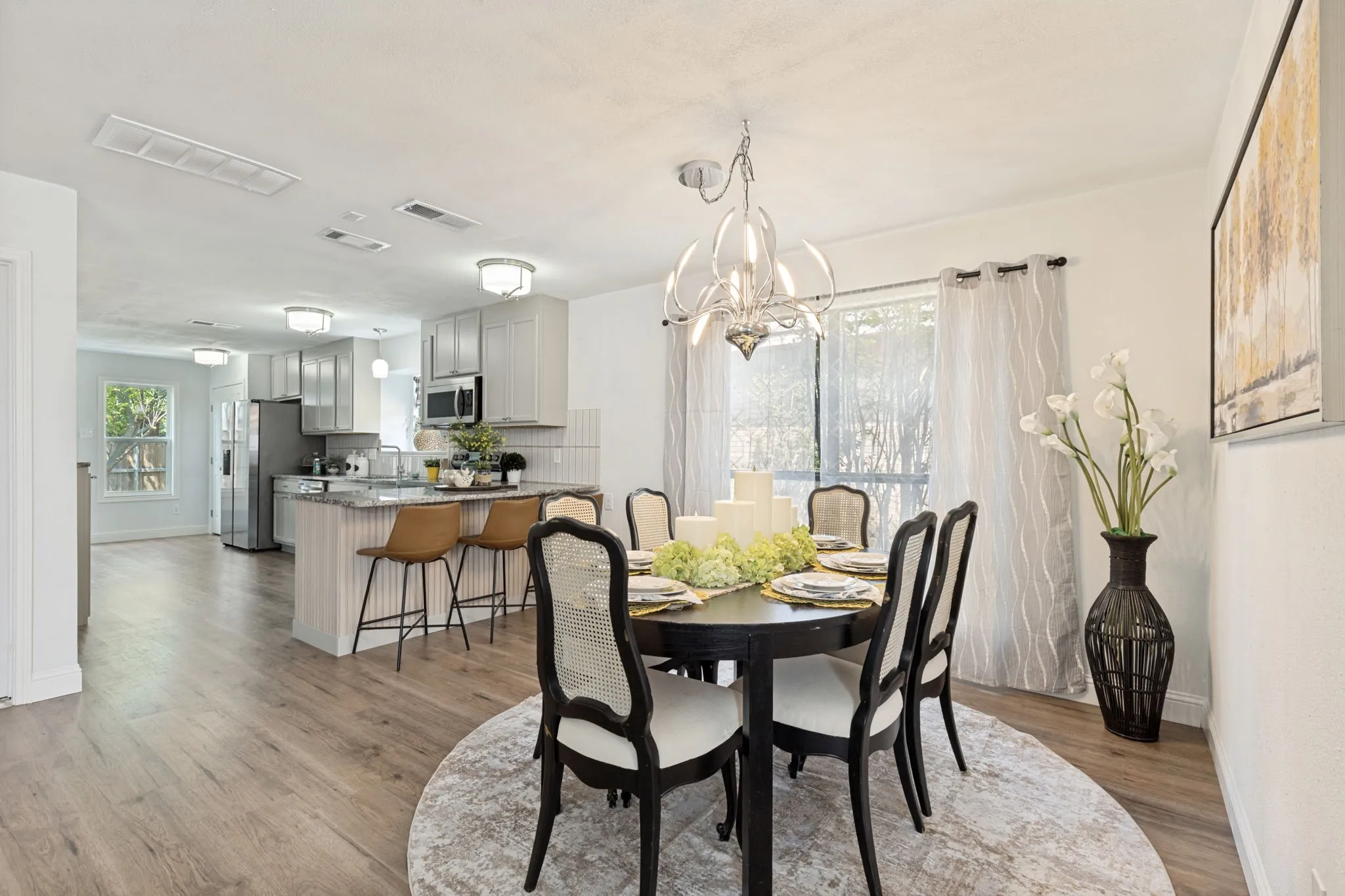 Single Family Residence For Sale in Dallas County , 1407 Windmill Lane, Mesquite, Texas 75149, 3 Bedroom, 3 Bathroom, 2 Garage spaces, 1,736 Sqft, built in 1986, mls#21348965, Real Estate Agent in Mesquite, Homes For Sale in Dallas county, Homes For Sale in Mesquite, Realtor in Mesquite Texas, Real Estate Brokerage Independent Realty Texas, Luminita Cordes Realtor