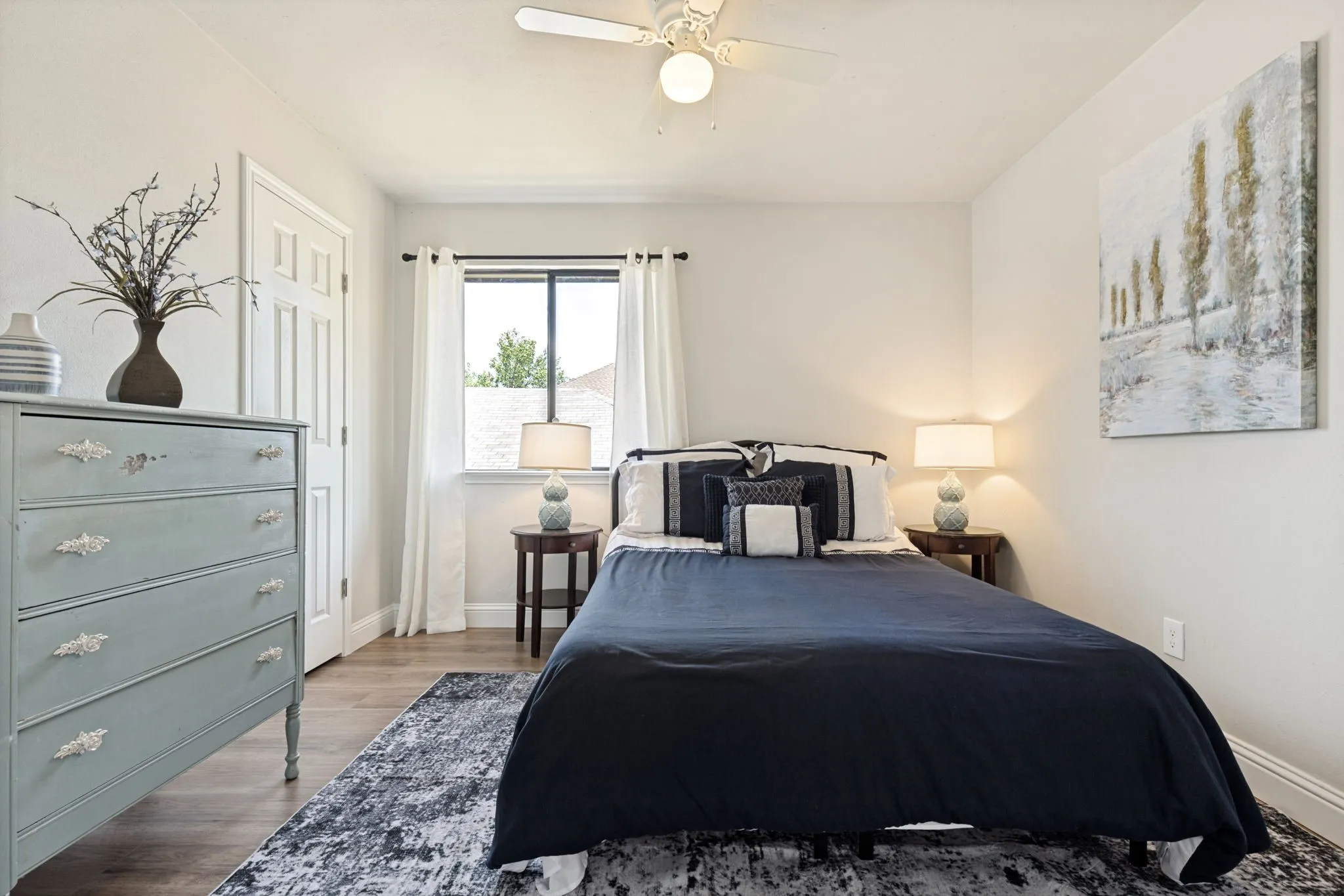 Single Family Residence For Sale in Dallas County , 1407 Windmill Lane, Mesquite, Texas 75149, 3 Bedroom, 3 Bathroom, 2 Garage spaces, 1,736 Sqft, built in 1986, mls#21348965, Real Estate Agent in Mesquite, Homes For Sale in Dallas county, Homes For Sale in Mesquite, Realtor in Mesquite Texas, Real Estate Brokerage Independent Realty Texas, Luminita Cordes Realtor