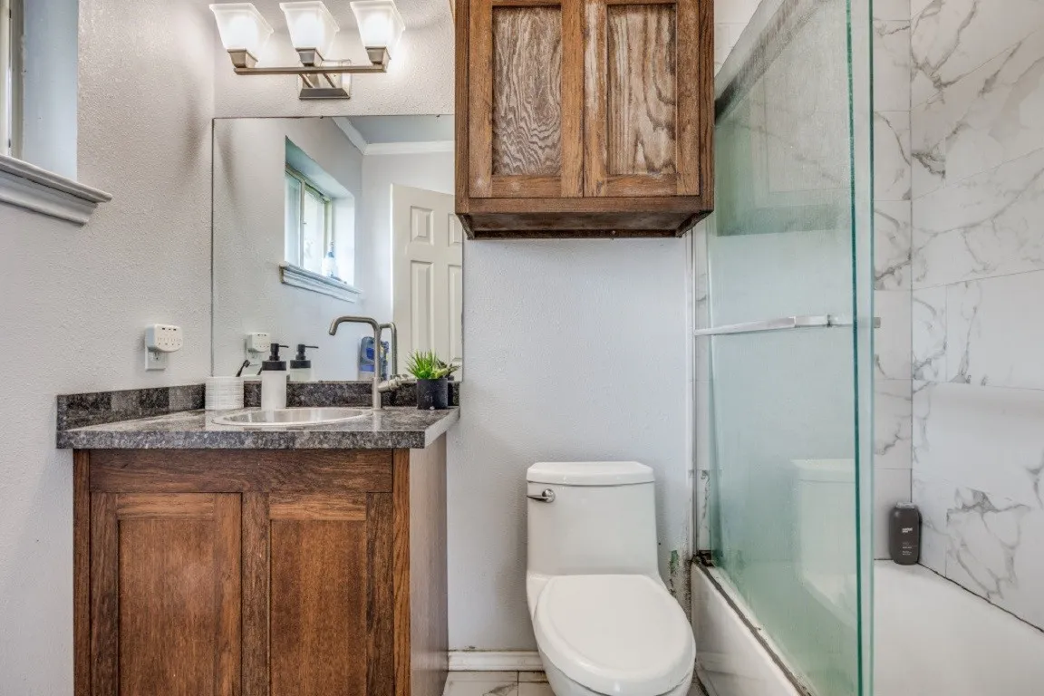 Single Family Residence For Rent in Dallas County , 3550 Whiteley Road, Wylie, Texas 75098, 3 Bedroom, 2 Bathroom, 1 Garage spaces, 1,690 Sqft, built in 1968, mls#21352101, Real Estate Agent in Wylie, Homes For Rent in Dallas county, Homes For Rent in Wylie, Realtor in Wylie Texas, Real Estate Brokerage Independent Realty Texas, Luminita Cordes Realtor