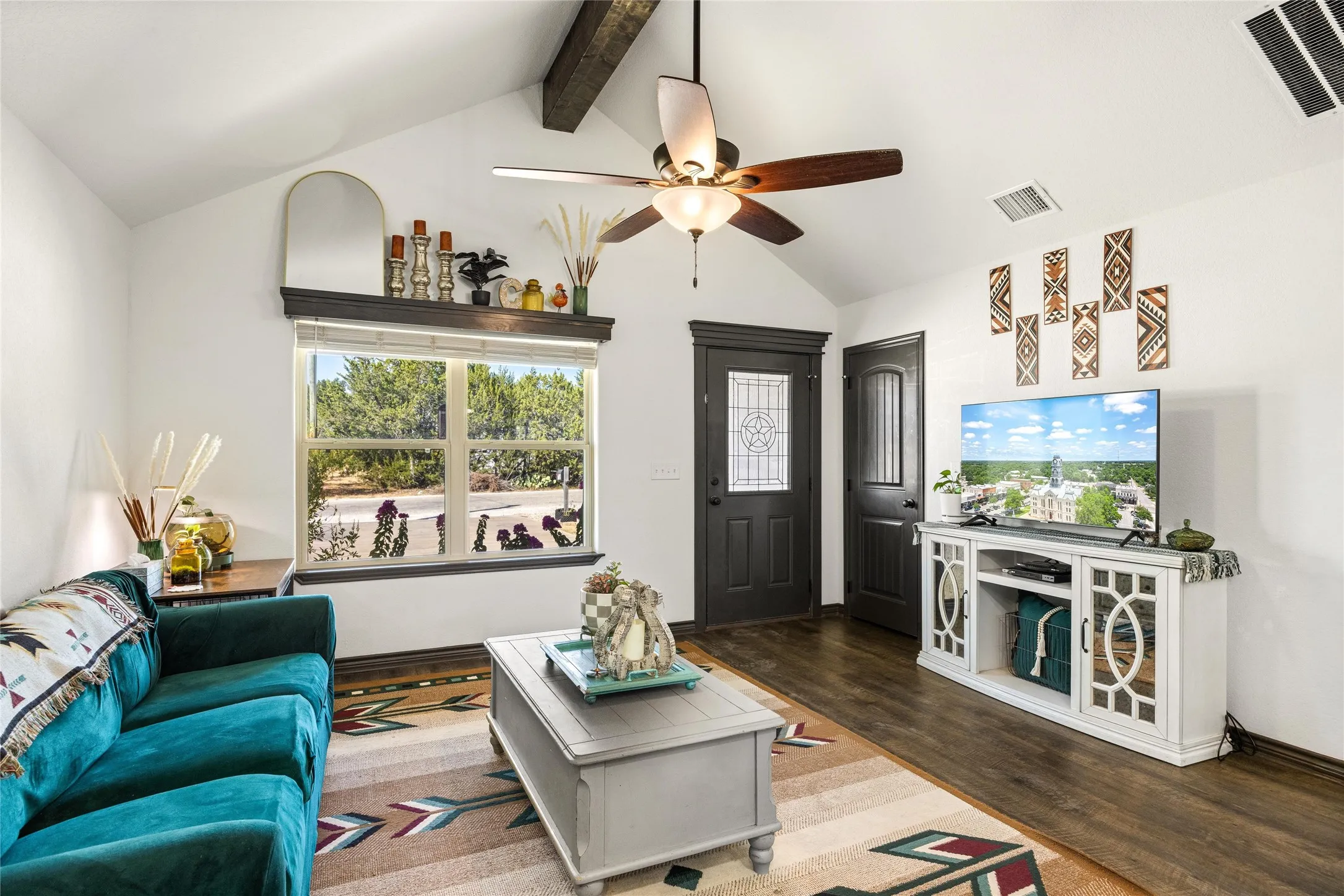 Single Family Residence For Sale in Hood County , 2605 Dove Trail, Granbury, Texas 76048, 2 Bedroom, 1 Bathroom, Garage spaces, 1,017 Sqft, built in 2020, mls#21350970, Real Estate Agent in Granbury, Homes For Sale in Hood county, Homes For Sale in Granbury, Realtor in Granbury Texas, Real Estate Brokerage Independent Realty Texas, Luminita Cordes Realtor
